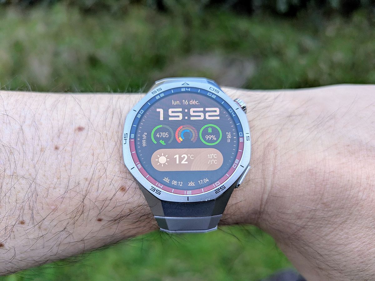 Découvrez la Huawei Watch GT 5 Pro : une montre de sport haut de gamme qui allie élégance et performances