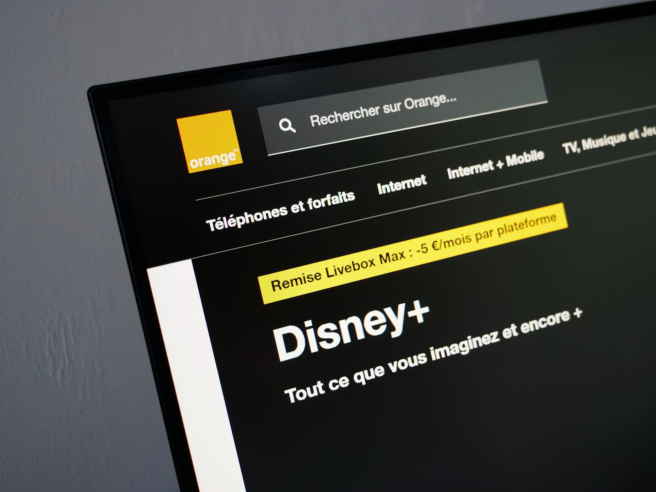 Disney+ à prix réduit, films avant l'heure : Orange et Disney scellent un partenariat qui va plaire aux abonnés !