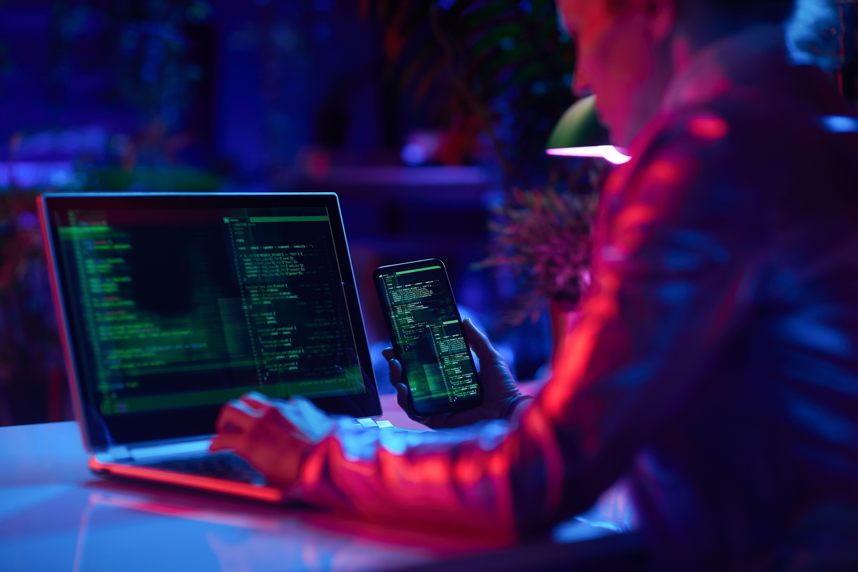 Les hackers peuvent se faire aussi hacker ! Le site du gang Everest piraté sur le Dark Web