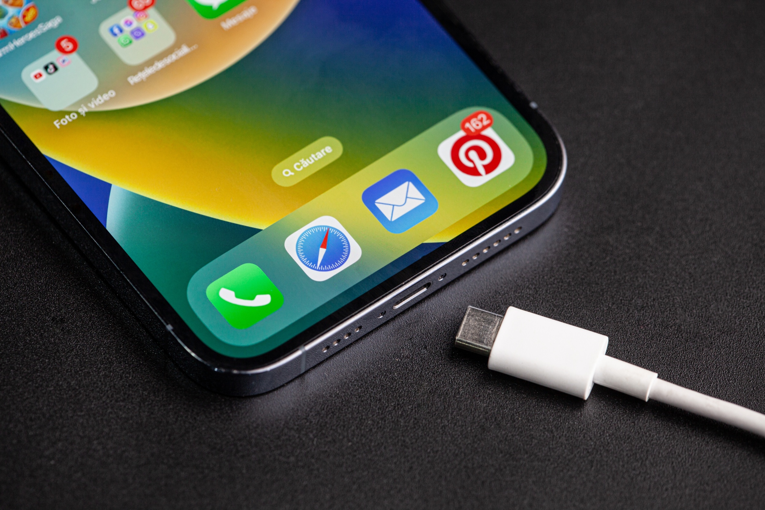 Le contrôleur USB-C de votre iPhone peut être hacké (avec quand même beaucoup de volonté)