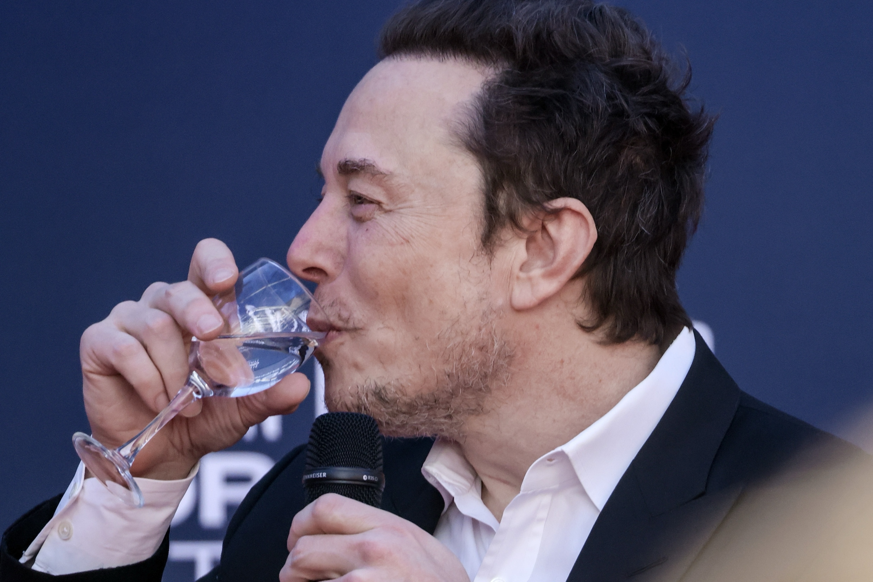 En retardant l'annonce de son investissement dans X, Elon Musk s'est-il encore plus enrichi ?