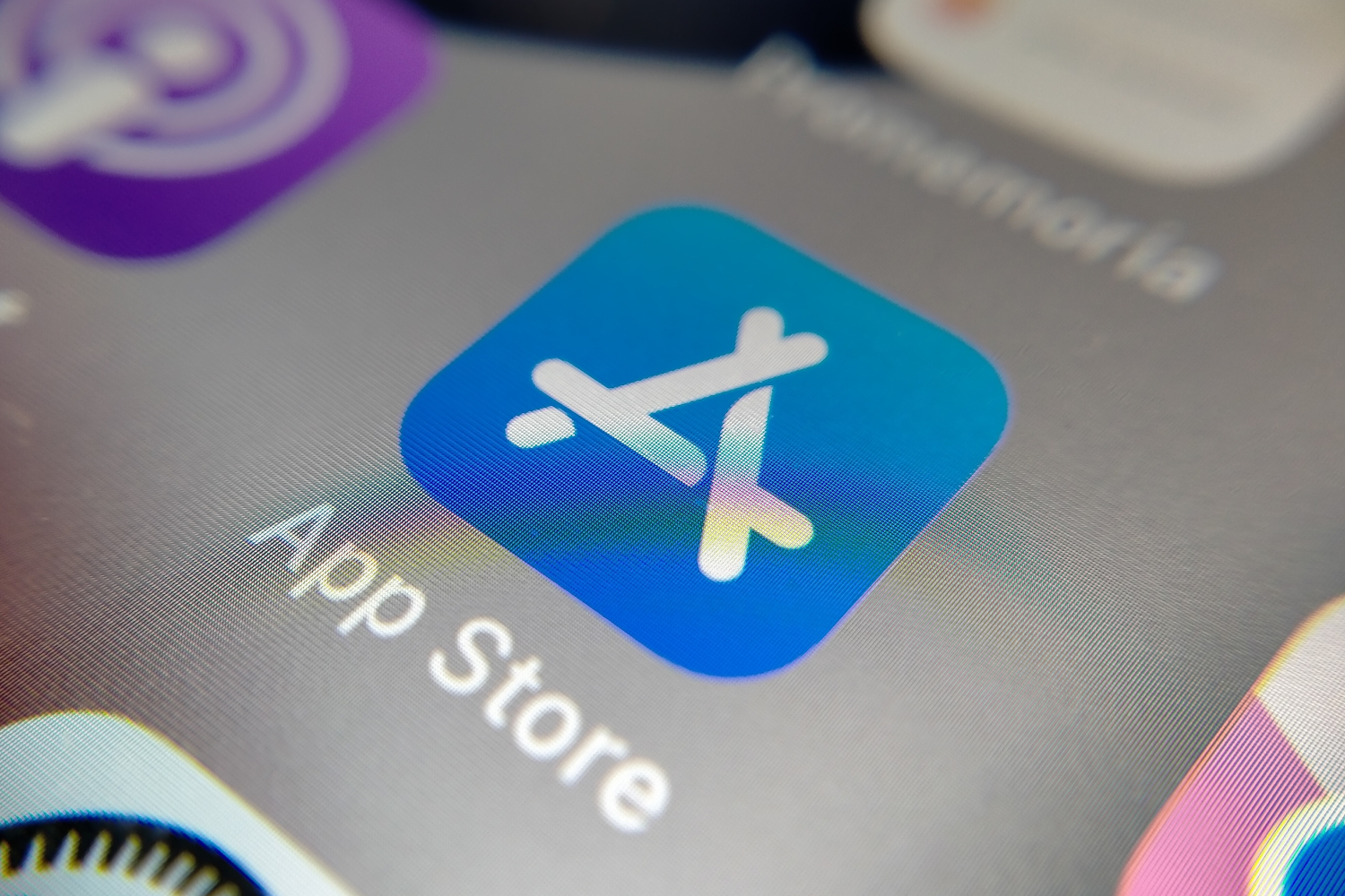 Apple semble avoir choisi son camp avec l'App Store : le profit plutôt que la légalité