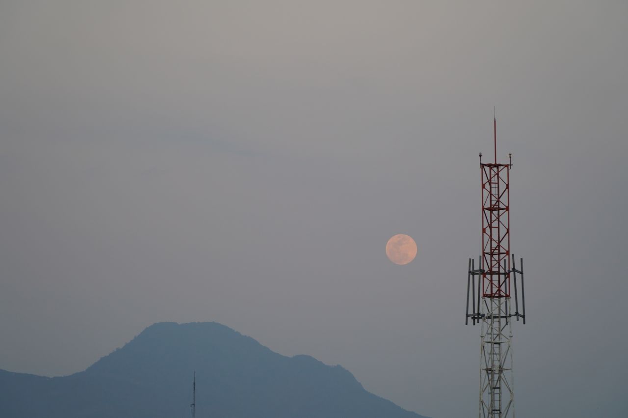 Nokia va développer le premier réseau cellulaire sur la Lune