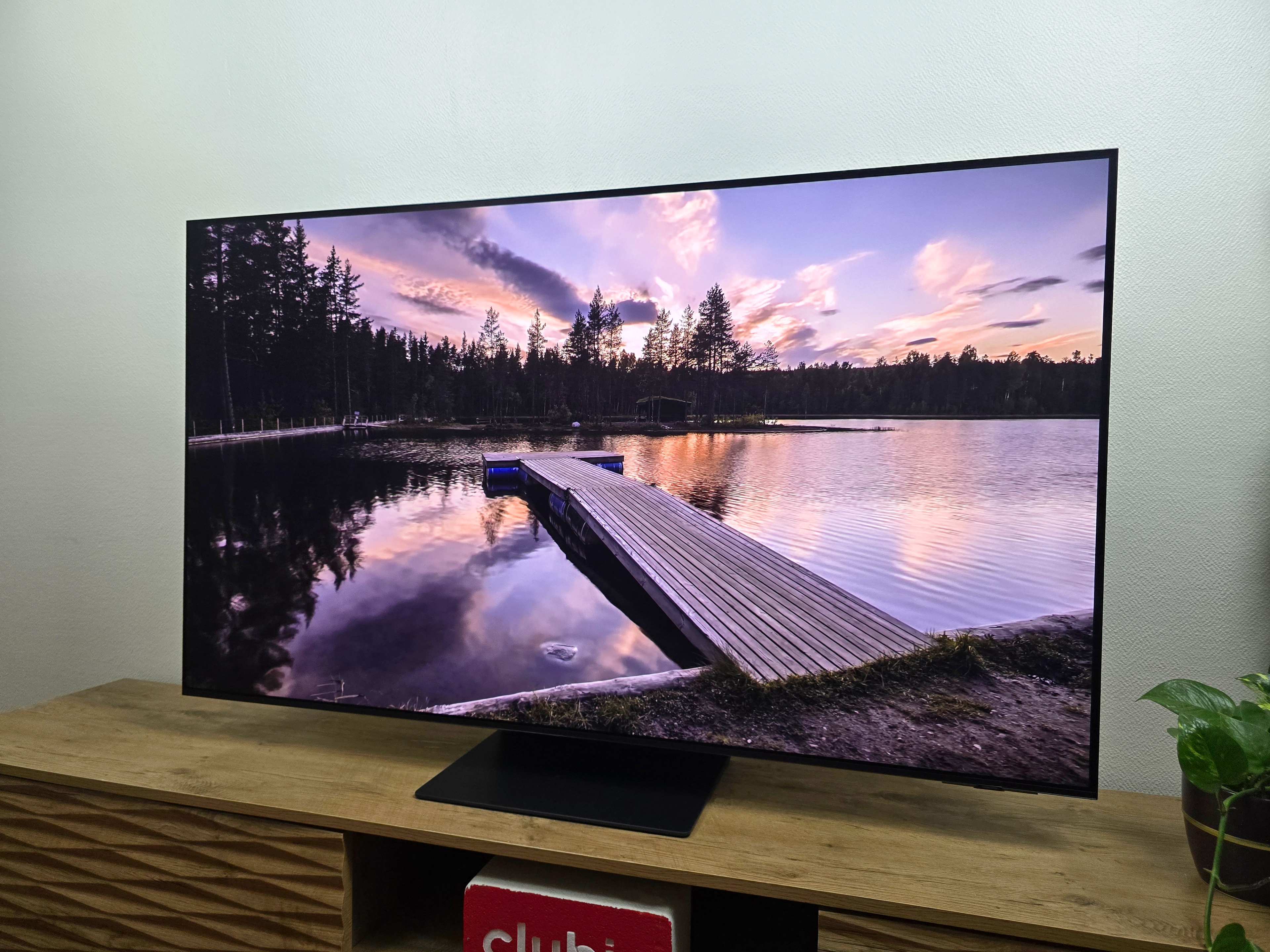 Le Samsung S95F rejoint notre sélection des meilleures TV : la nouvelle référence OLED ?