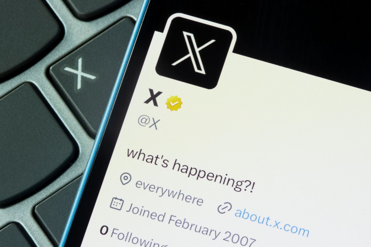 X.com cède à l'Europe en publiant un rapport de transparence, mais pas sur ses utilisateurs