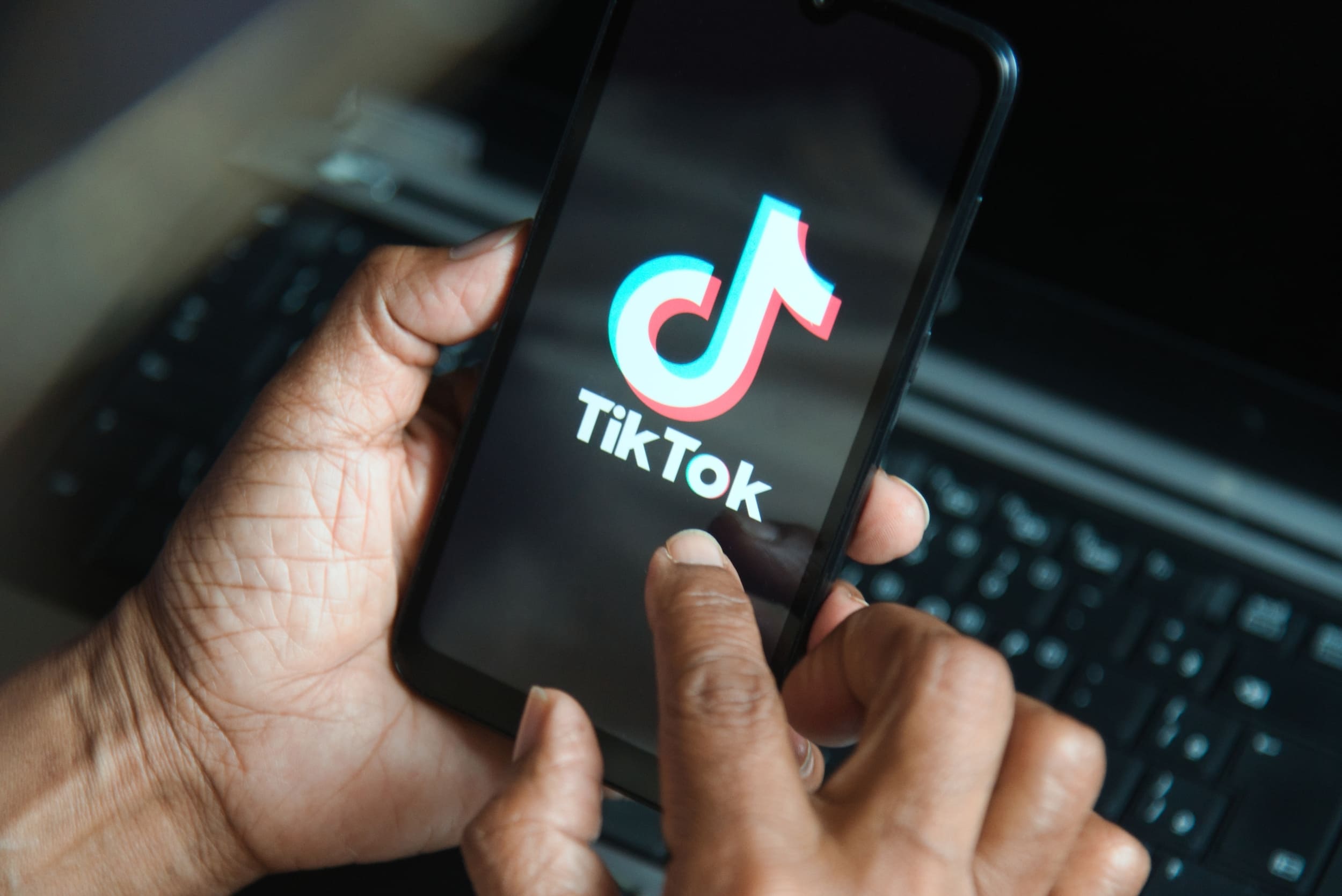 TikTok reçoit une très lourde amende de l'Europe, pour le transfert illégal de données vers la Chine