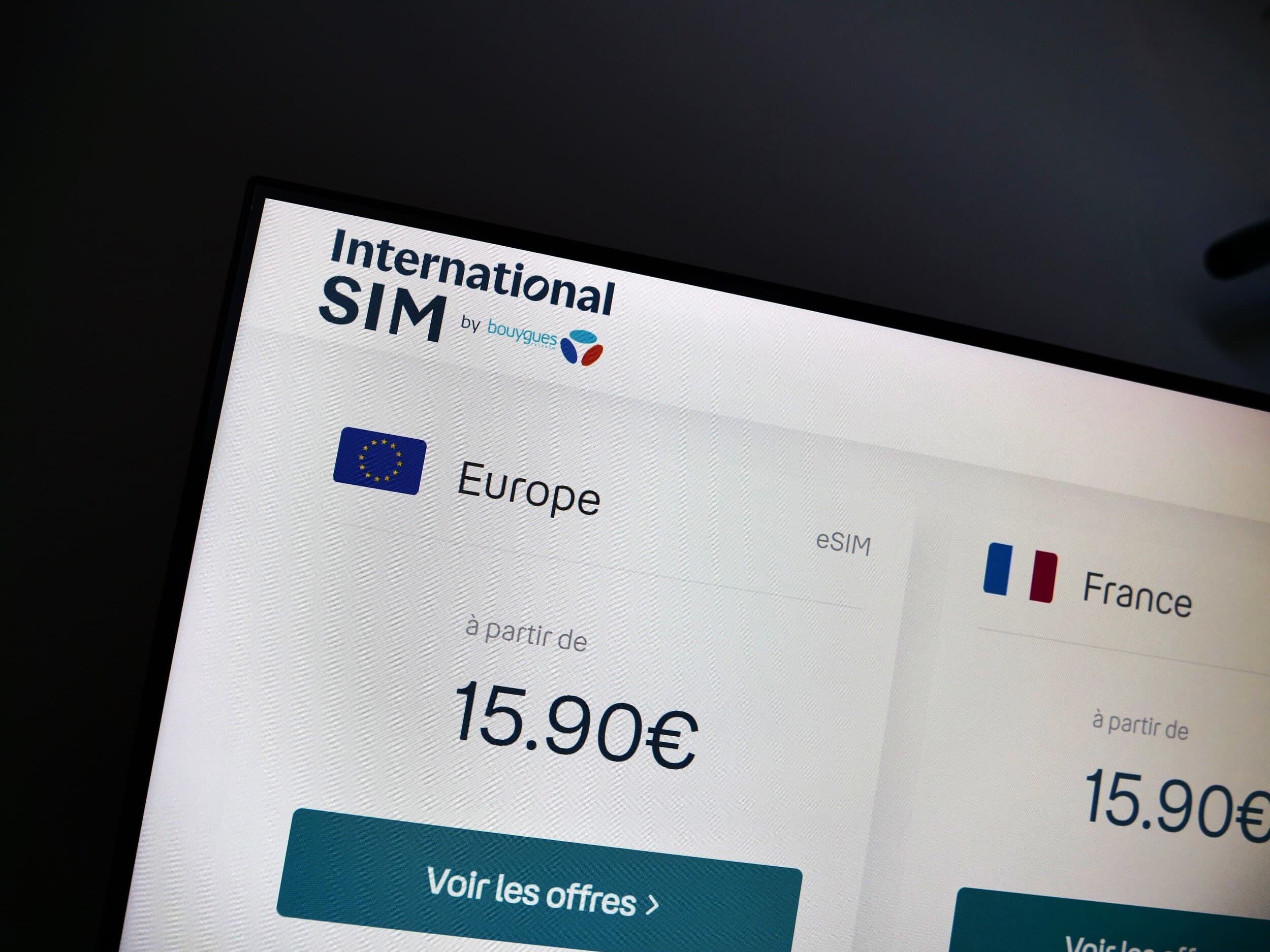 Bouygues Telecom lance une eSIM internationale qui va changer votre façon de voyager