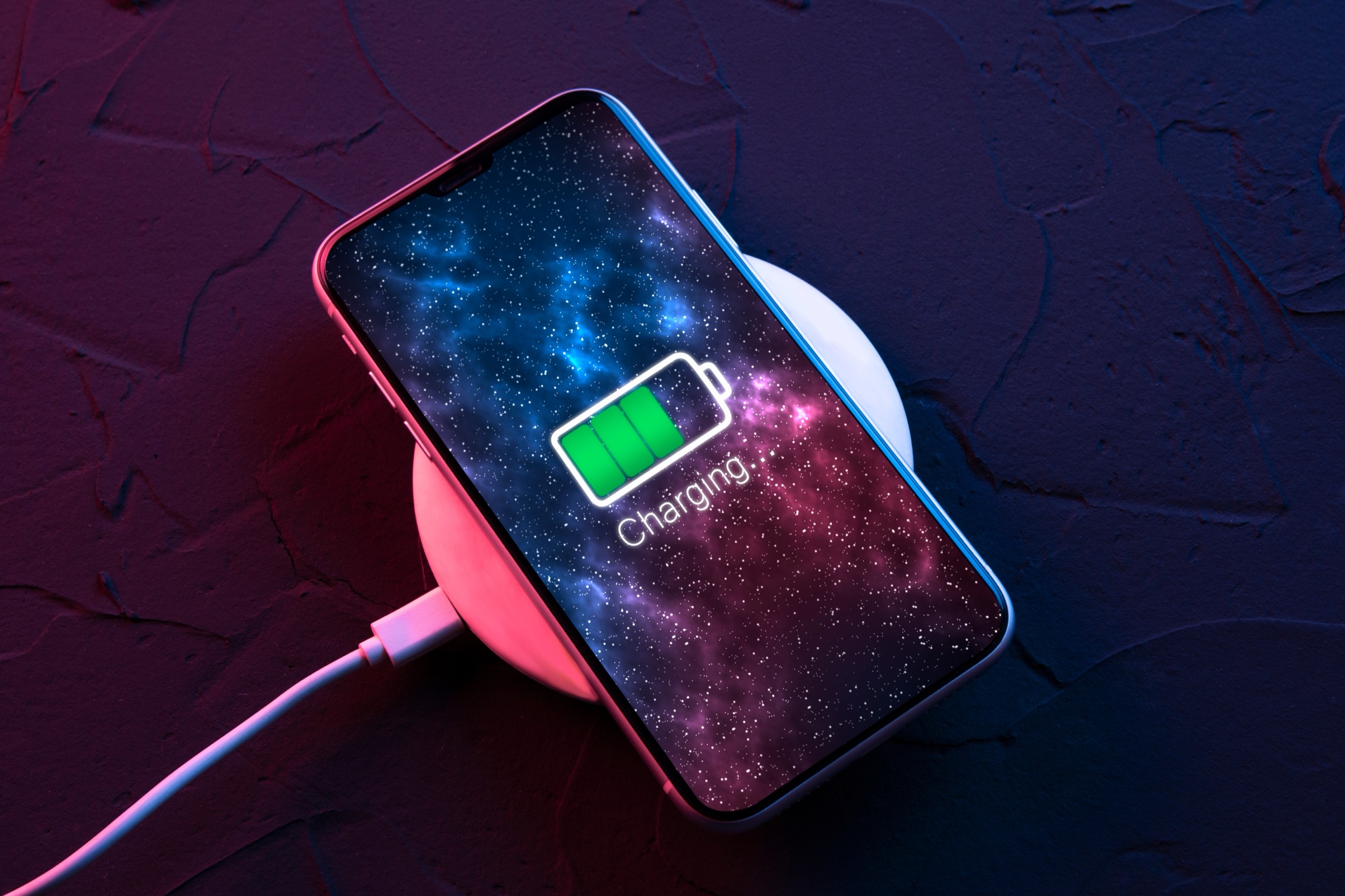 iOS 19 optimisera la batterie de votre iPhone, grâce à l'IA, bien sûr