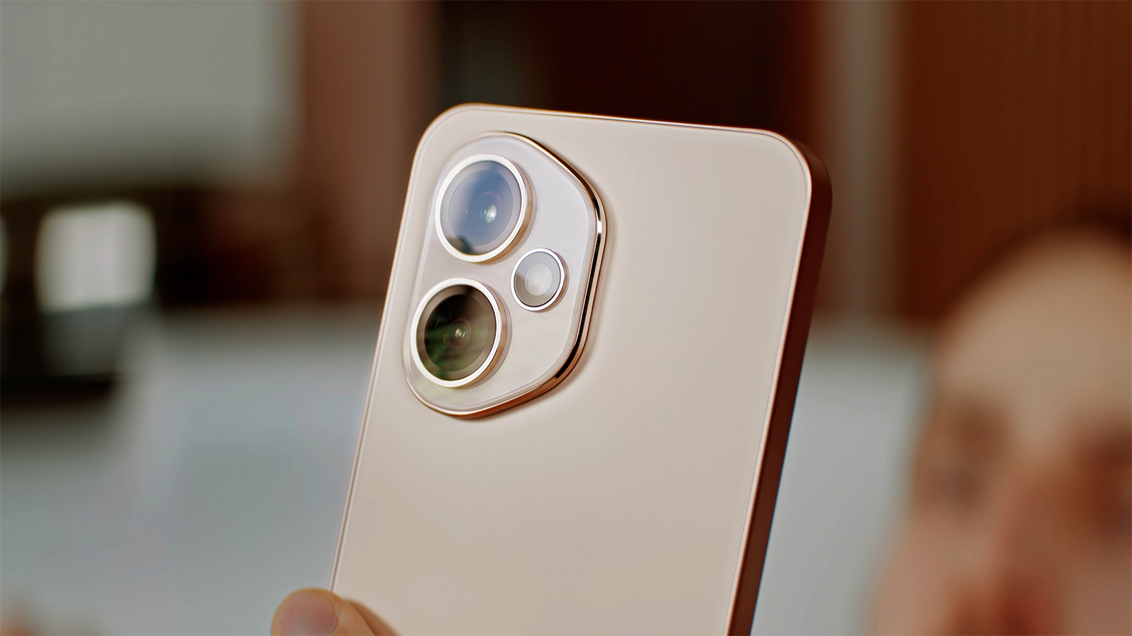 Face à l'iPhone 17, Honor surprend tout le monde avec le Honor 400 Smart 5G à petit prix