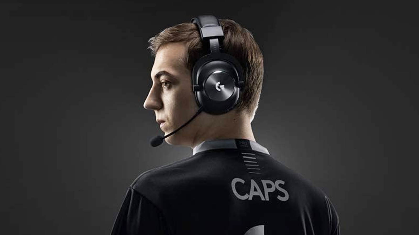 Avis aux gamers, l'excellent Logitech G Pro X et son repose casque est ...