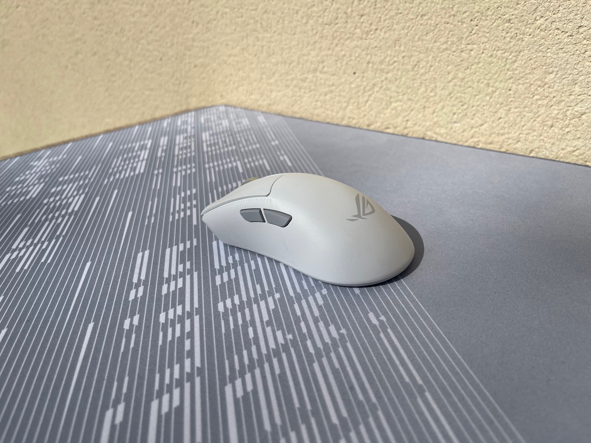 Test Asus ROG Keris Ace II : une formule ultra légère réussie pour cette souris gamer