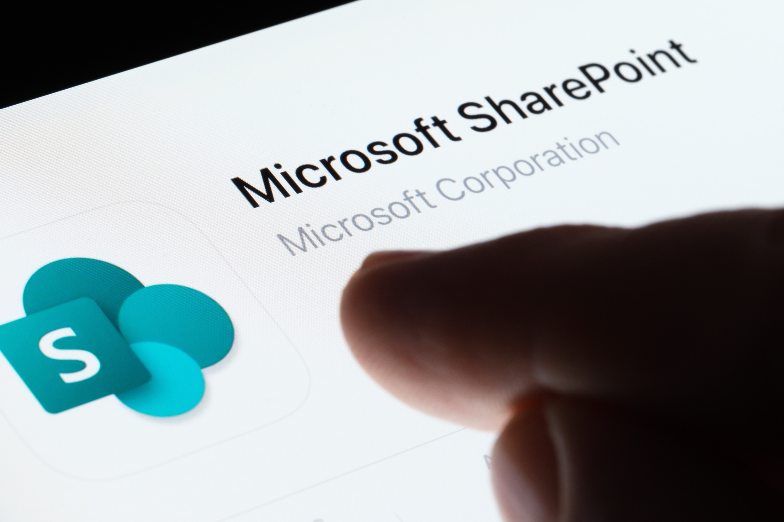 Faille SharePoint : les intrusions se multiplient, un groupe de hackers chinois pointé du doigt