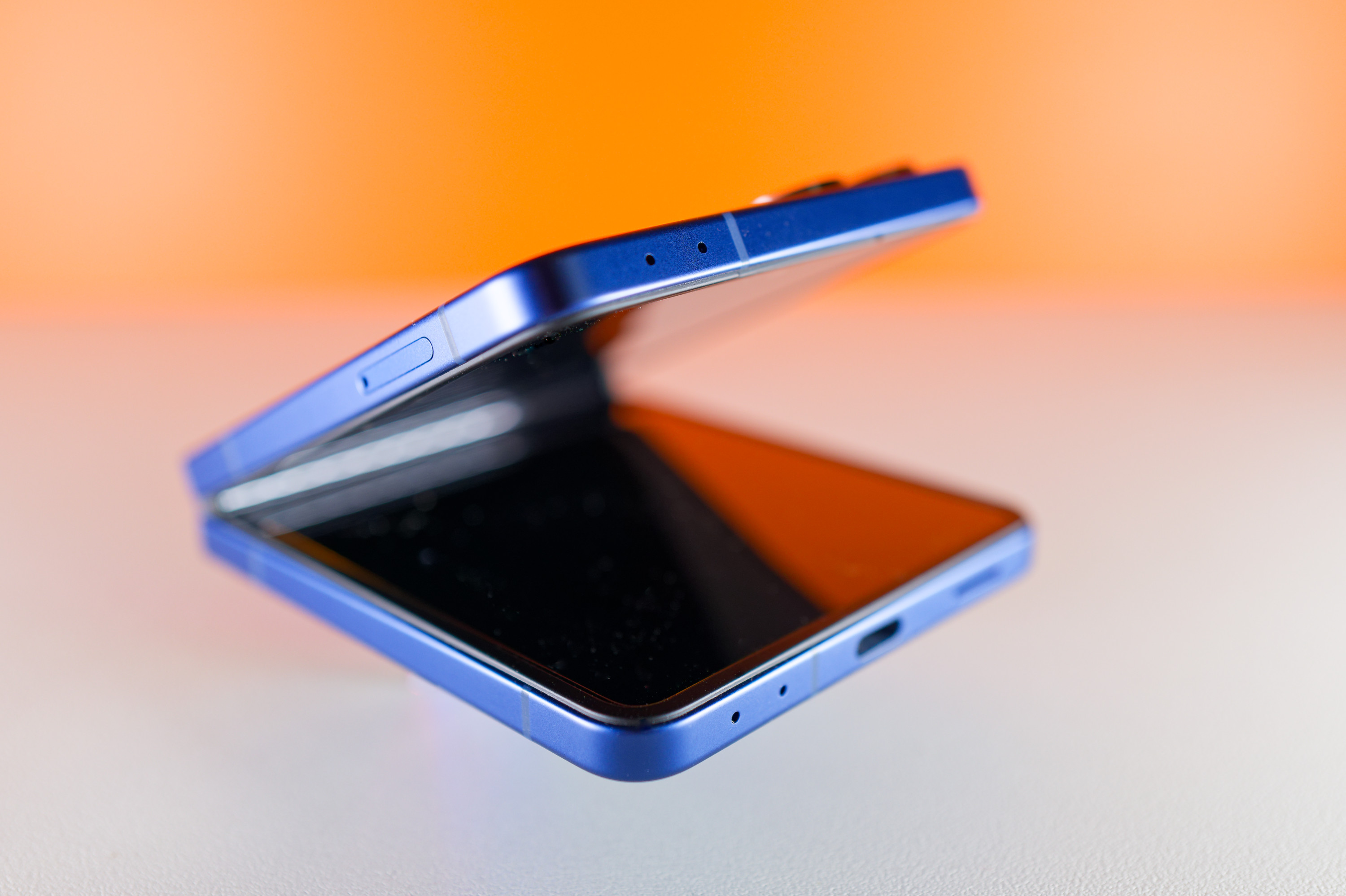 Incroyable ! Apple fait la promo du...Samsung Galaxy Z Flip 7