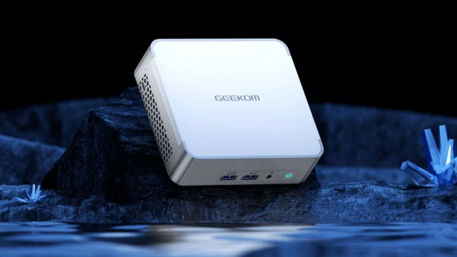 Pourquoi le mini PC GEEKOM XT13 Pro est celui qu'il vous faut en 2025 ? (200¬ de remise)