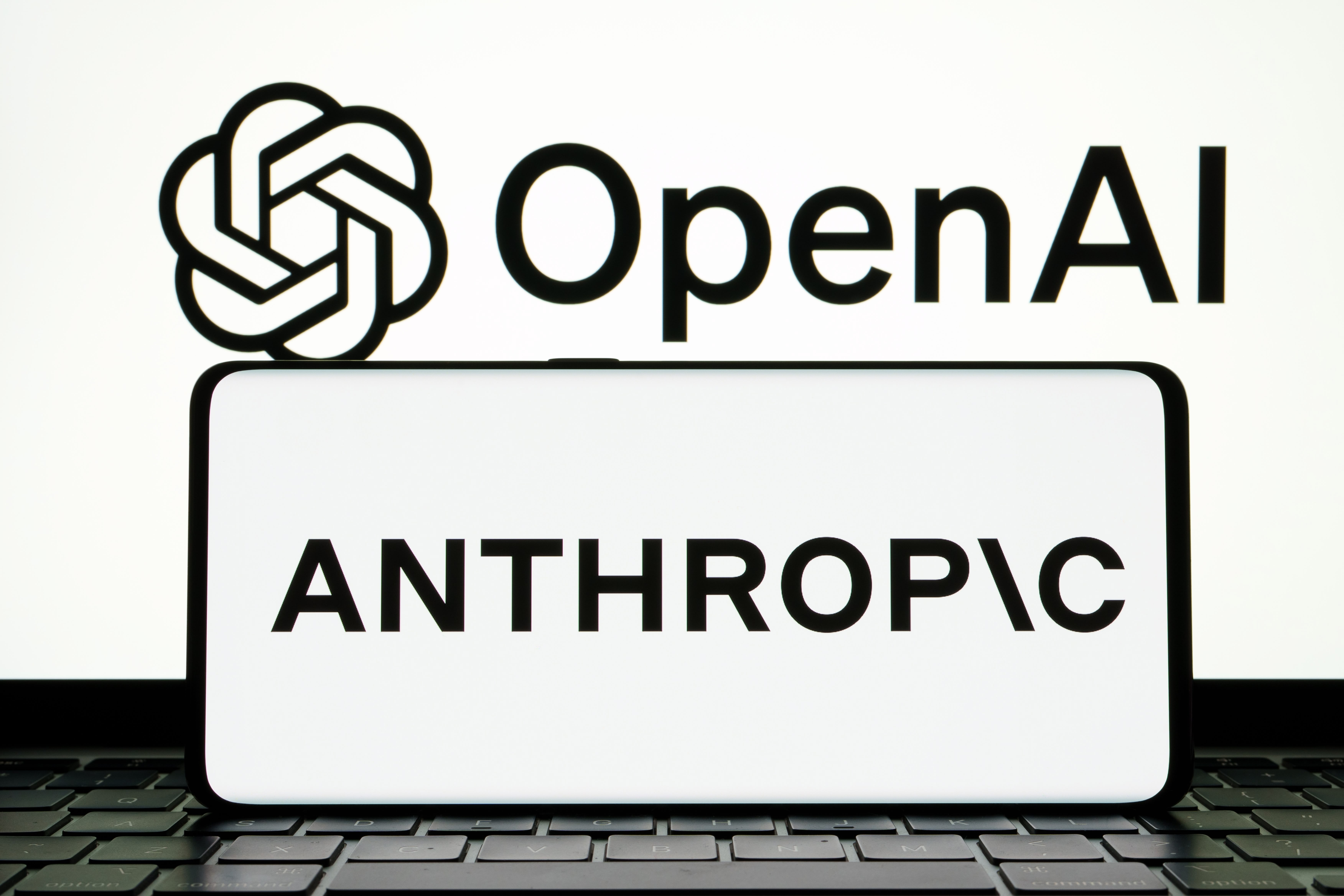 Anthropic prêt à prendre de court OpenAI en se lançant en bourse dès l'an prochain ?
