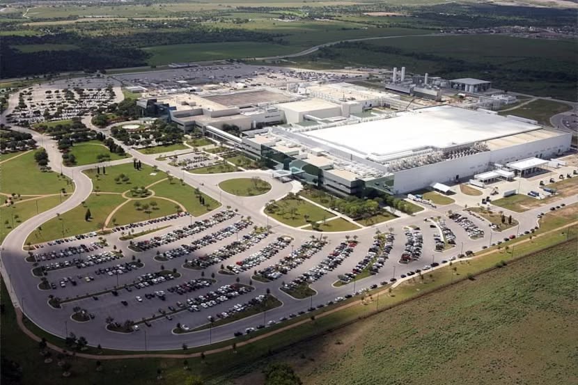 Après les écrans, Apple va faire appel à son ennemi de toujours pour lui produire des puces