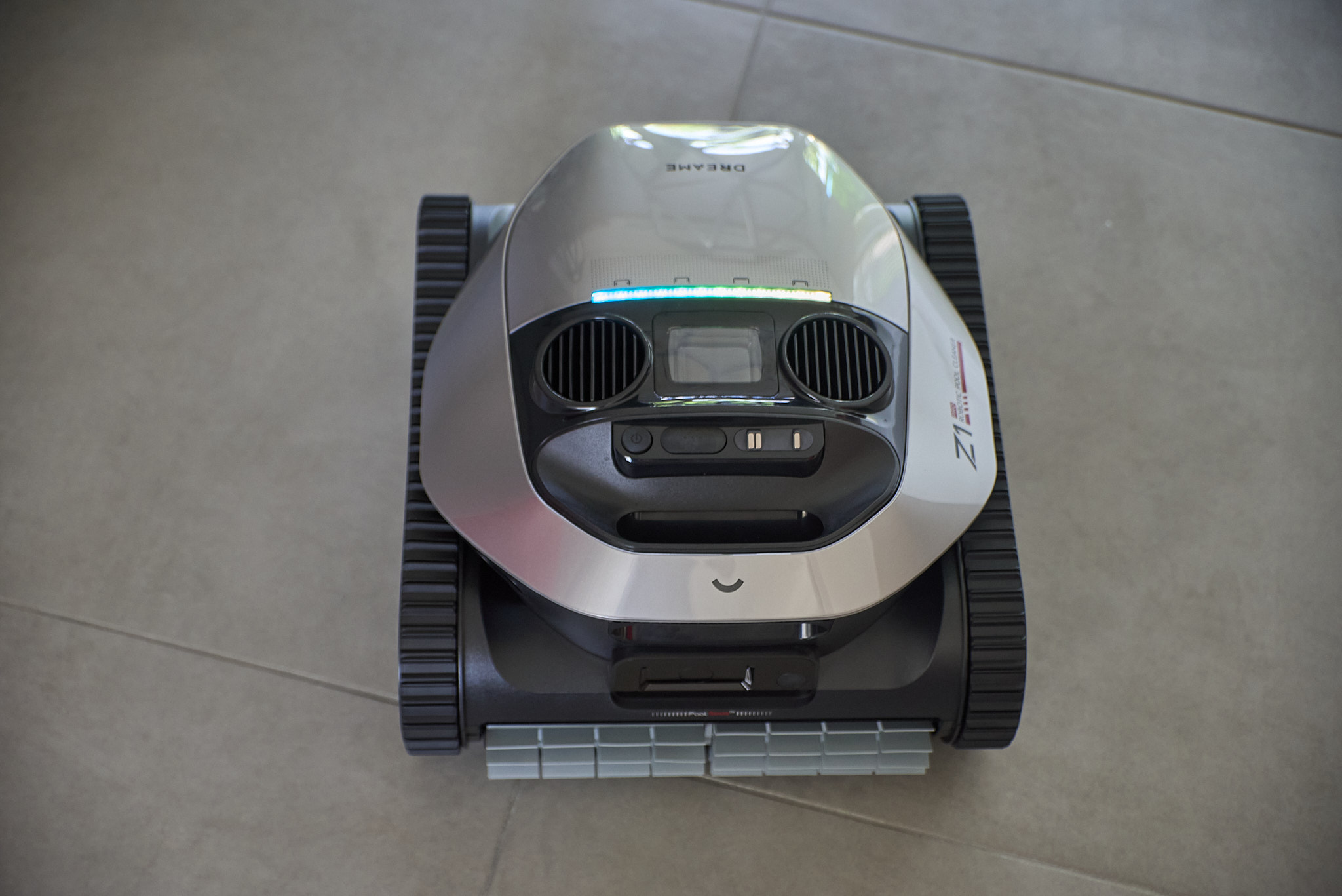 Test Dreame Z1 Pro : un robot piscine avec de bonnes idées, mais une navigation qui se perd