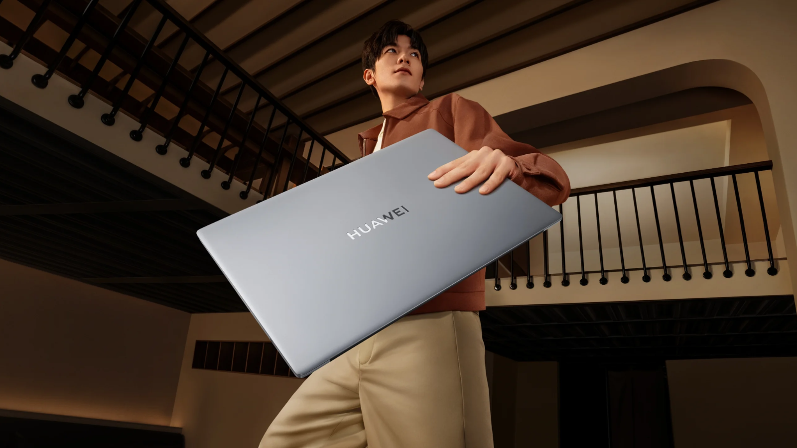 Huawei MateBook D16 : 400 ¬ de remise sur ce PC portable grand écran parfait pour la rentrée