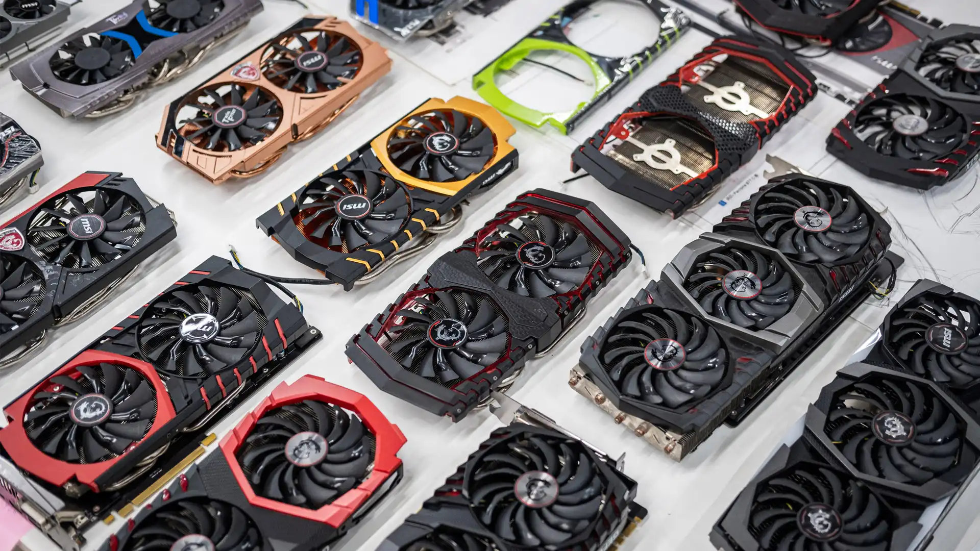 180 cartes graphiques comparées : de 2009 à 2025, tout savoir sur les performances des GPU