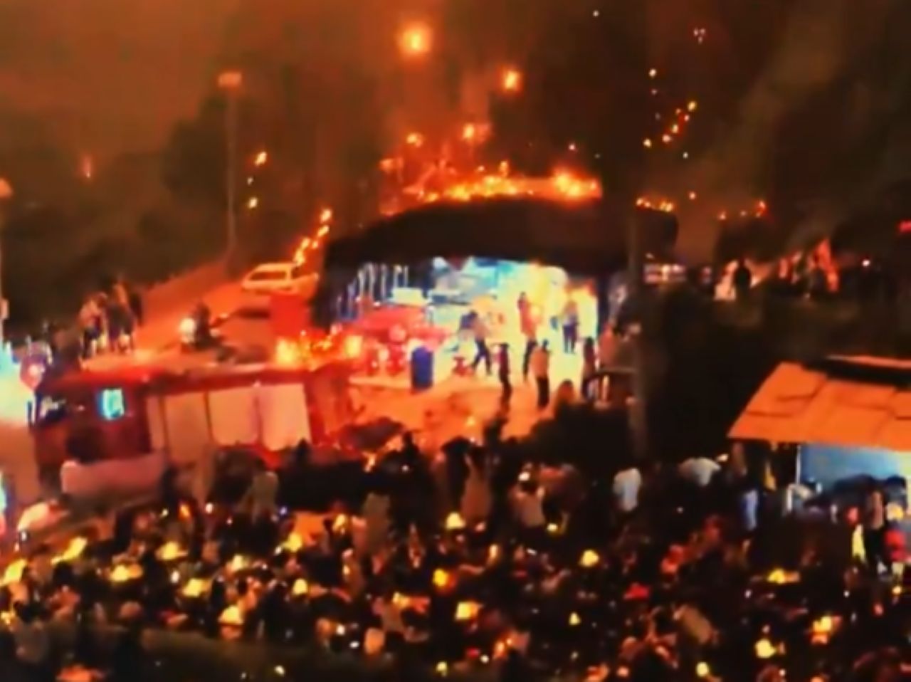 Des drones sèment la panique lors d'un feu d'artifice