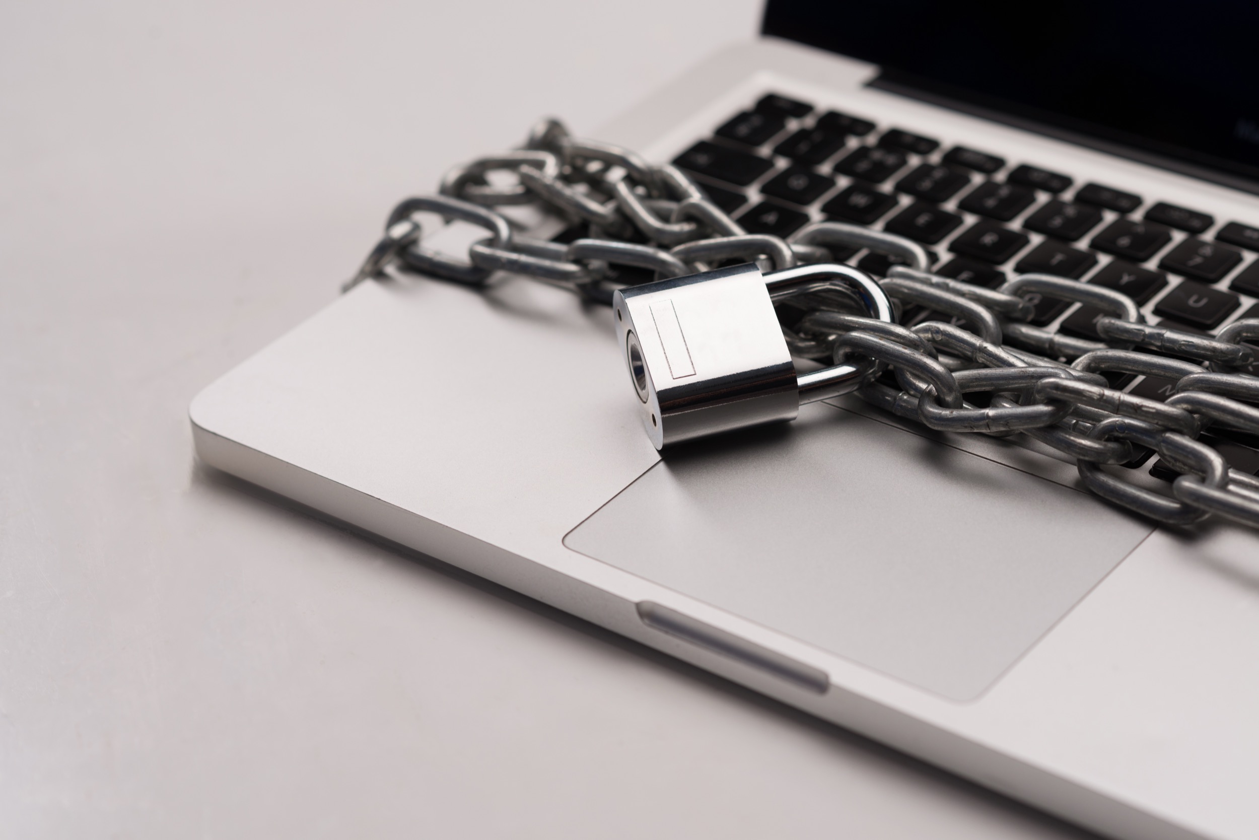 Windows 11 : les certificats Secure Boot expireront en 2026, faut-il vous inquiéter pour votre PC ?