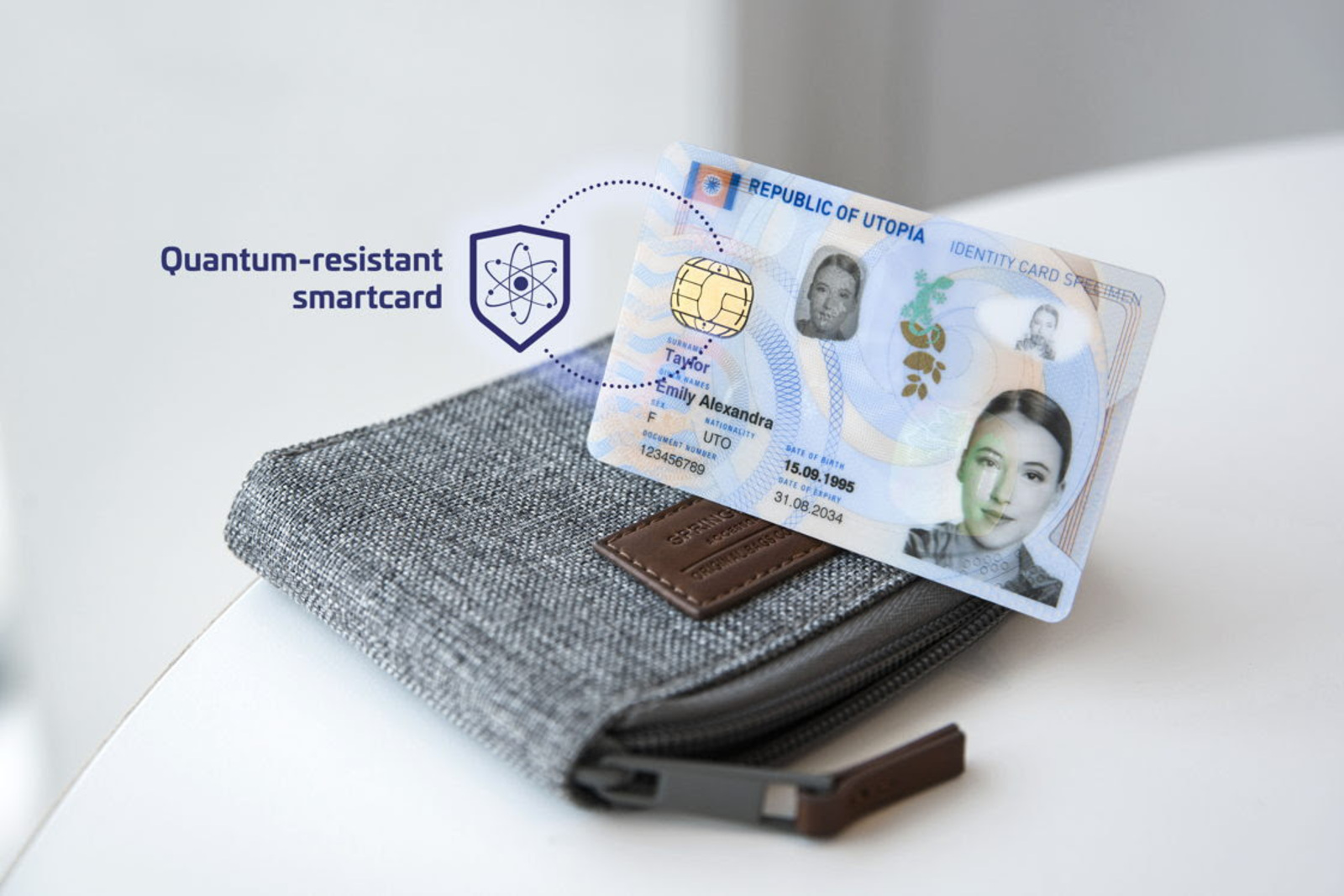 Le Français Thales nous montre une carte à puce incroyablement résistante pour nos pièces d'identité
