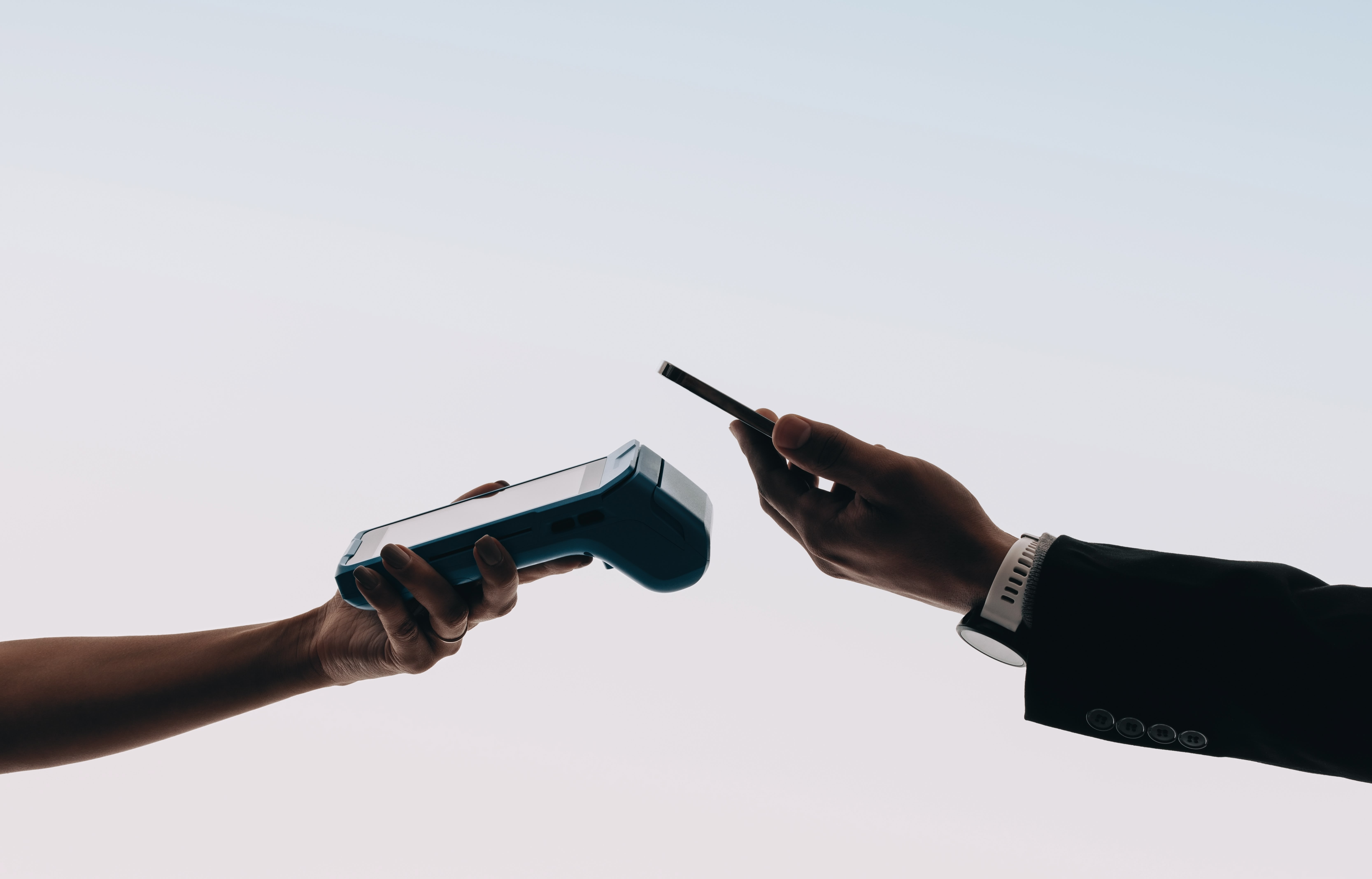 Pour le meilleur ou pour le pire, payer sans contact va devenir plus facile sur votre futur smartphone