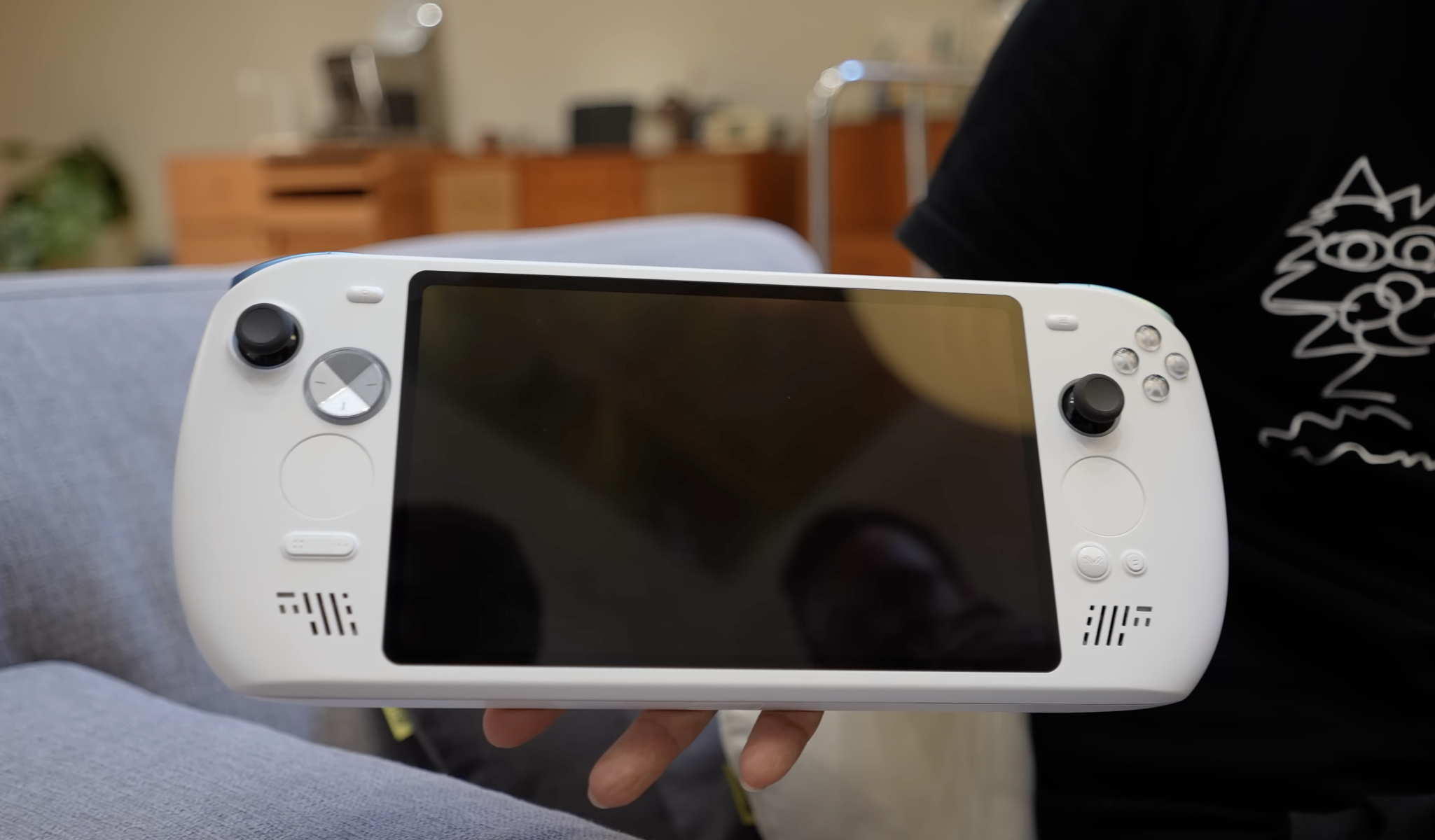 AYANEO présente sa NEXT II : la première console Ryzen AI Max+ 395 avec batterie