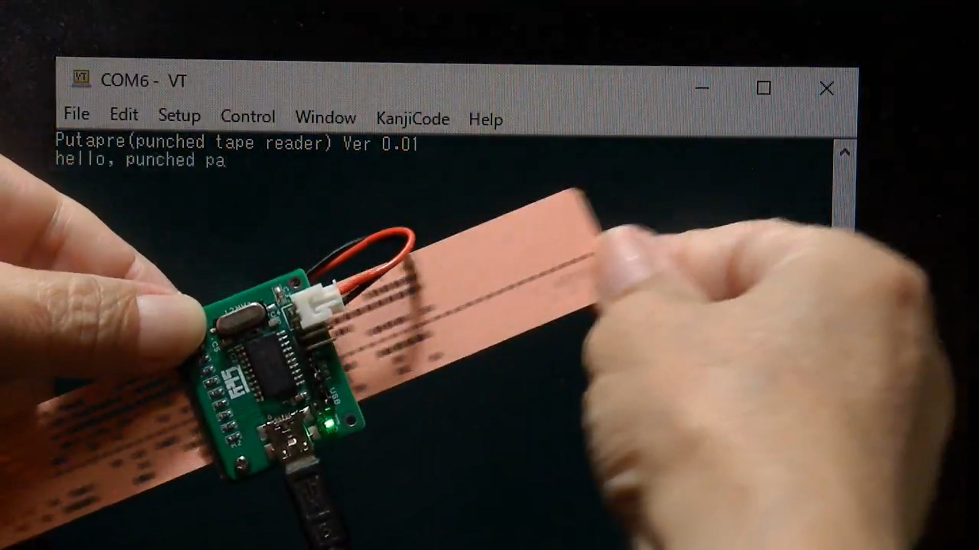 Un peu de poussière et beaucoup de nostalgie : le lecteur de bande renaît