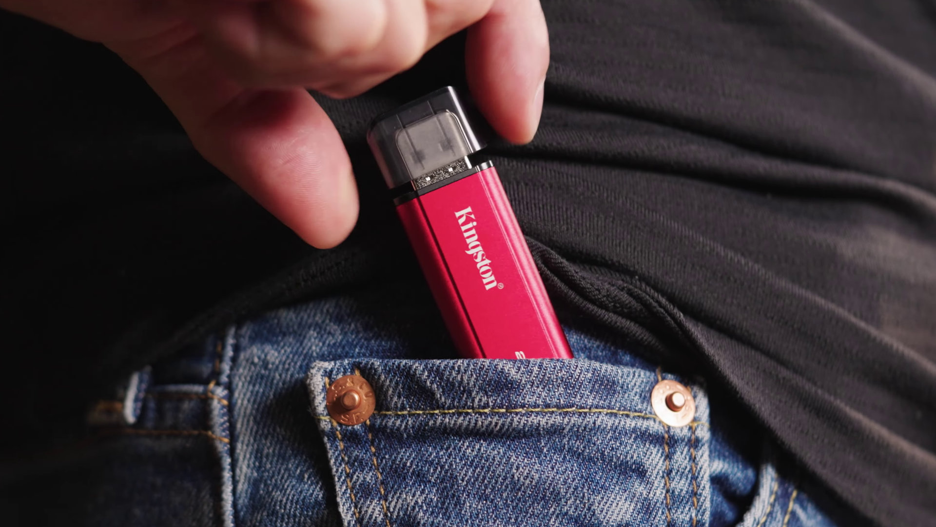 Test Dual Portable SSD : Kingston miniaturise le SSD en clé USB