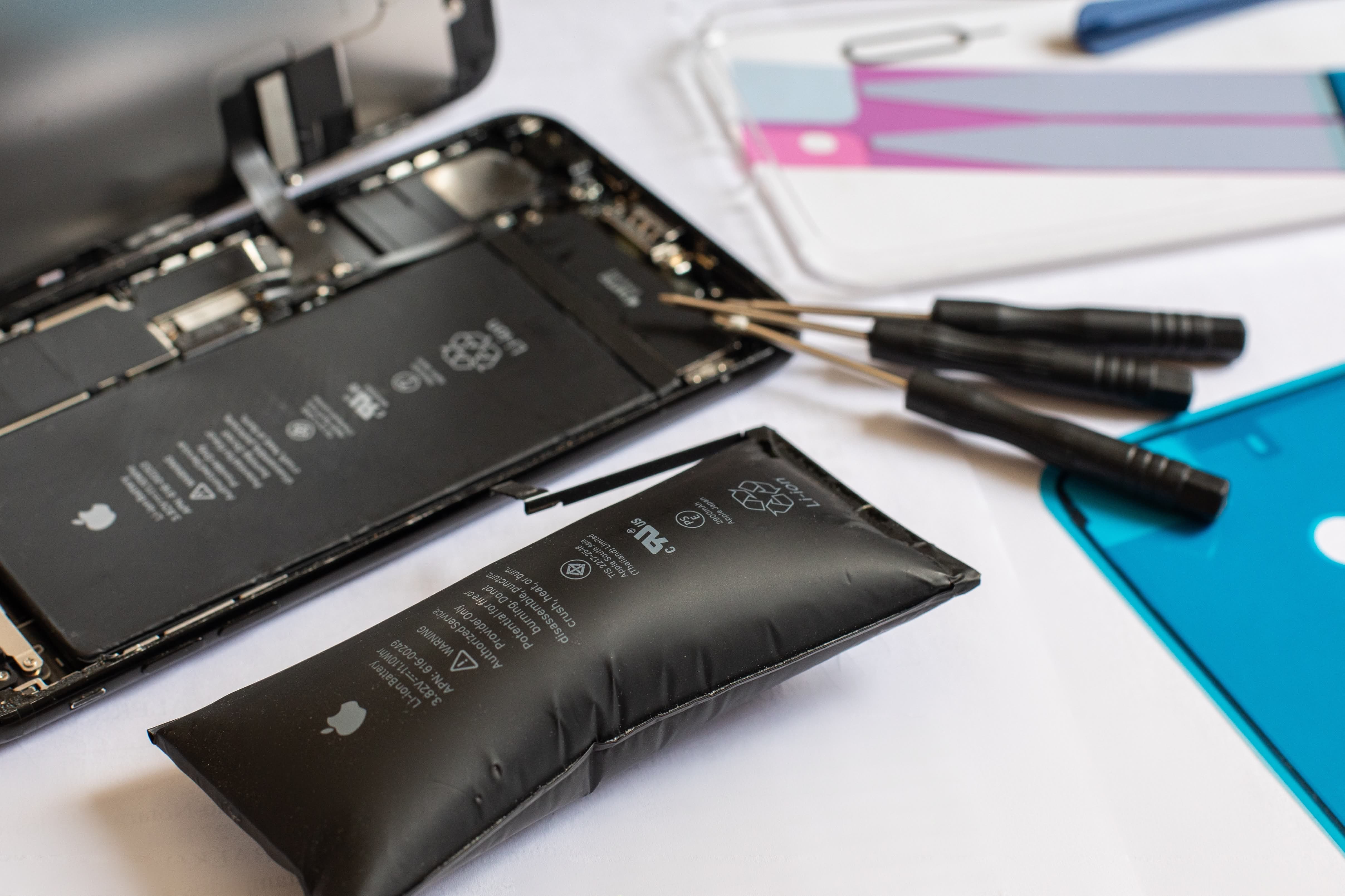 Samsung Galaxy S26 Ultra : la batterie serait plus simple à remplacer