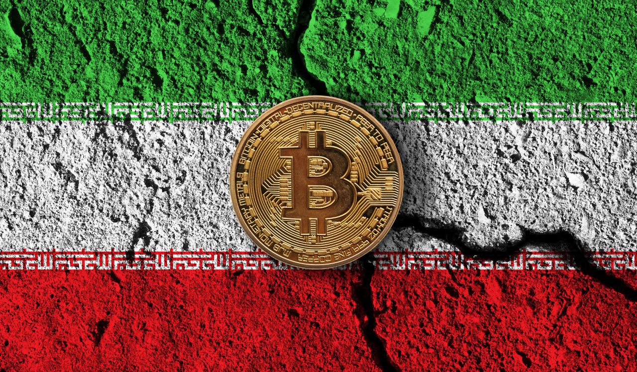 Missiles, drones et chatbot : l'Iran lance sa plateforme de vente en ligne d'armes payables en cryptos