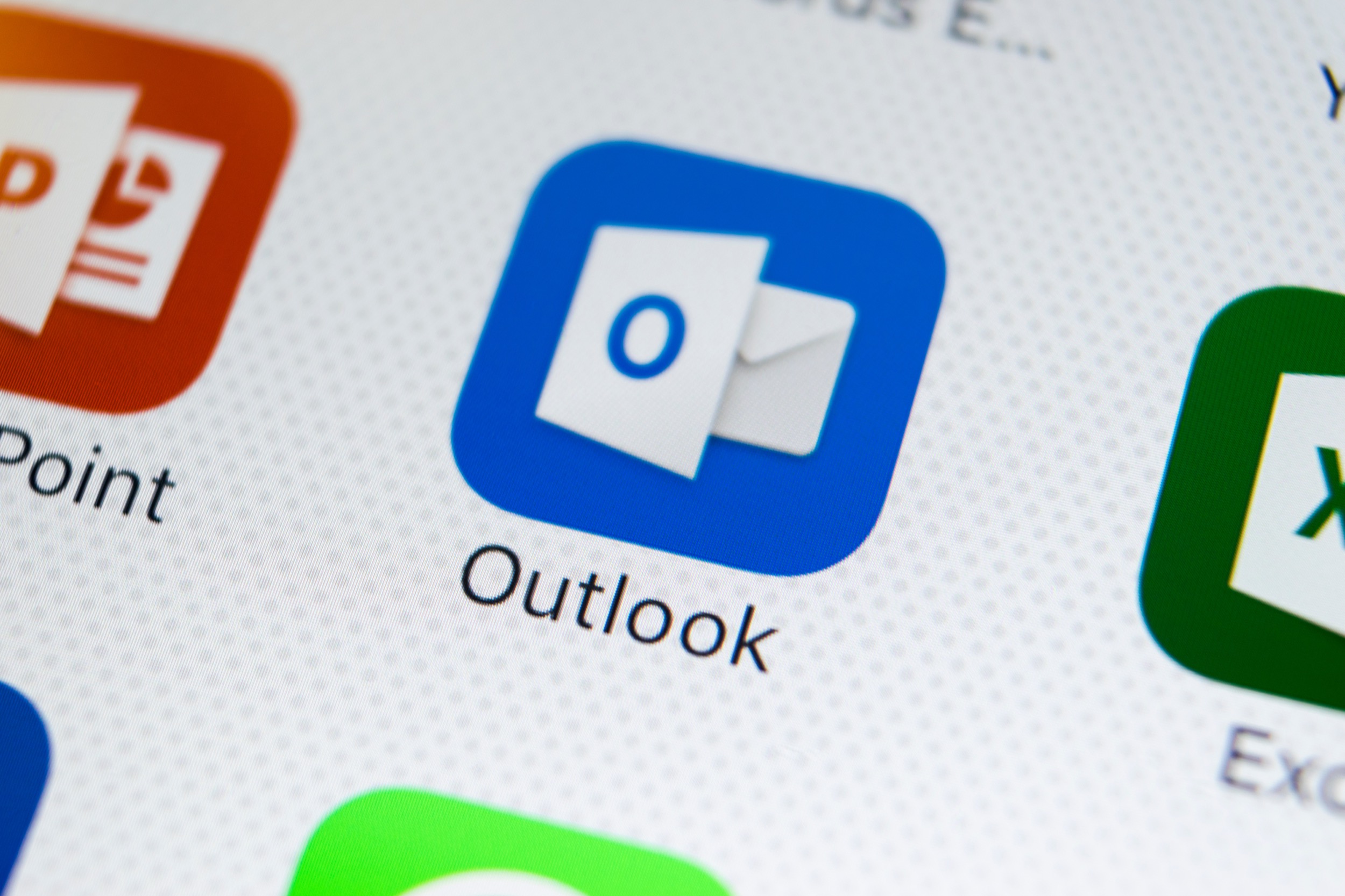 Empêtrée dans les bugs d'Outlook liés la mise à jour de janvier, Microsoft en vient à proposer une solution radicale