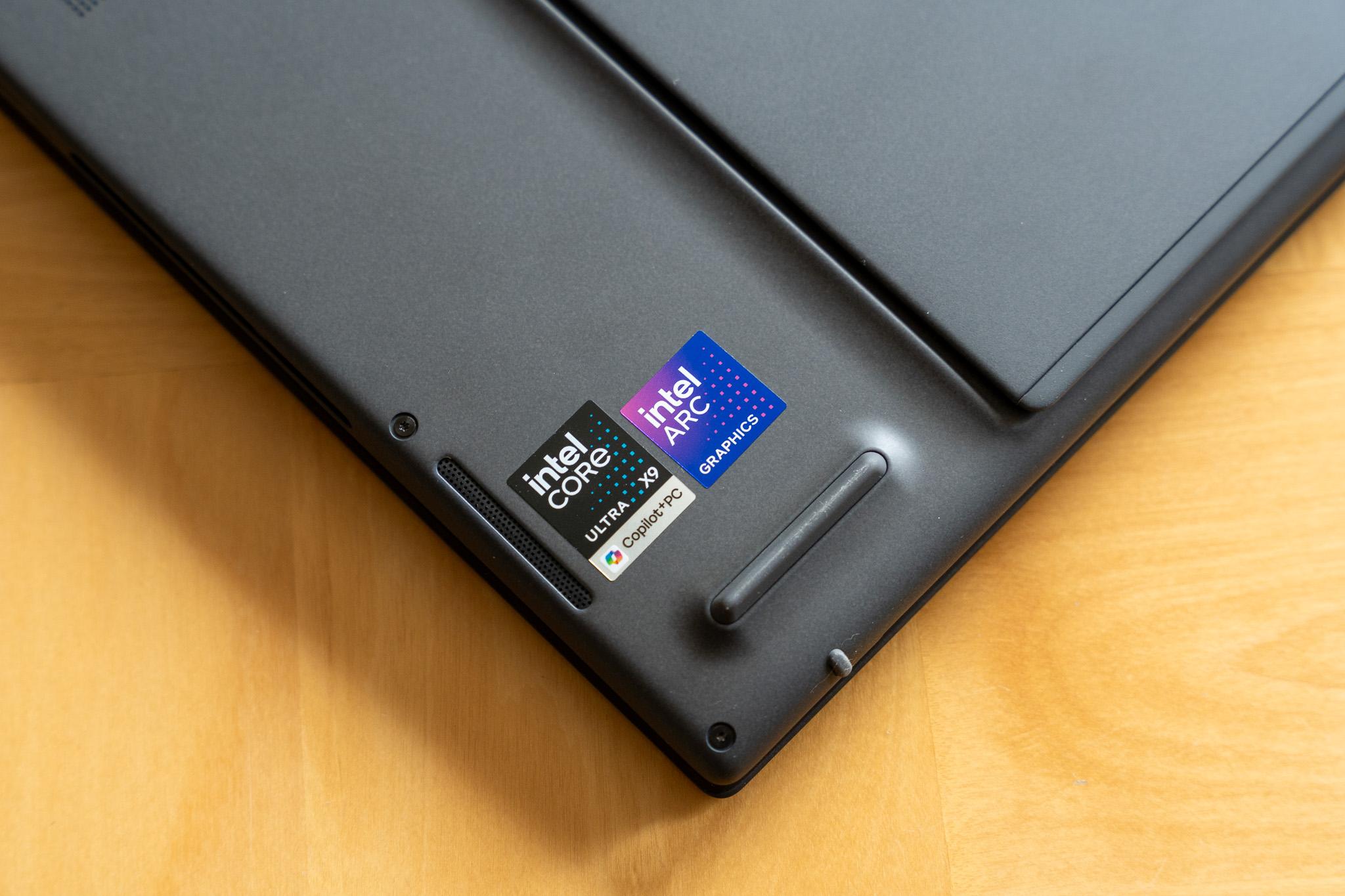 Intel ne lancera pas d'alternative survitaminée aux puces AMD Strix Halo, voici pourquoi