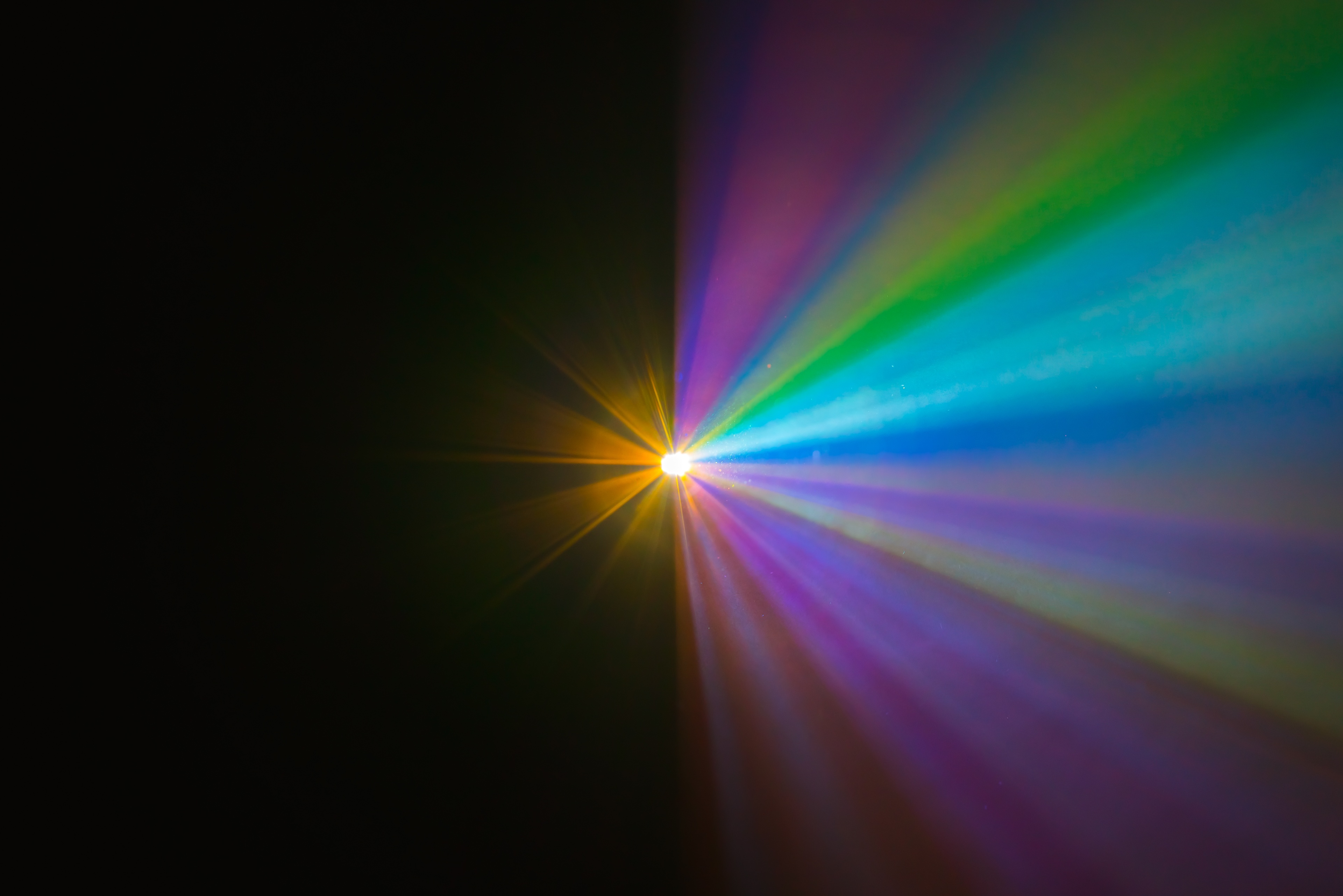 Invisible pour certains, gênant pour d'autres : faut-il s'inquiéter de l'effet arc-en-ciel sur les vidéoprojecteurs ?