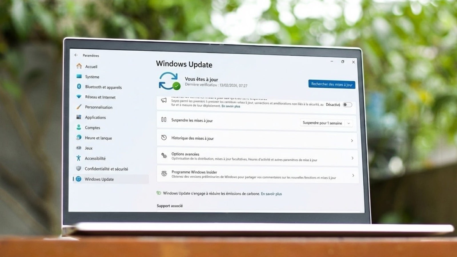 Microsoft aurait débuté le développement de Windows 11 27H2, la mise à jour qui doit sauver le système