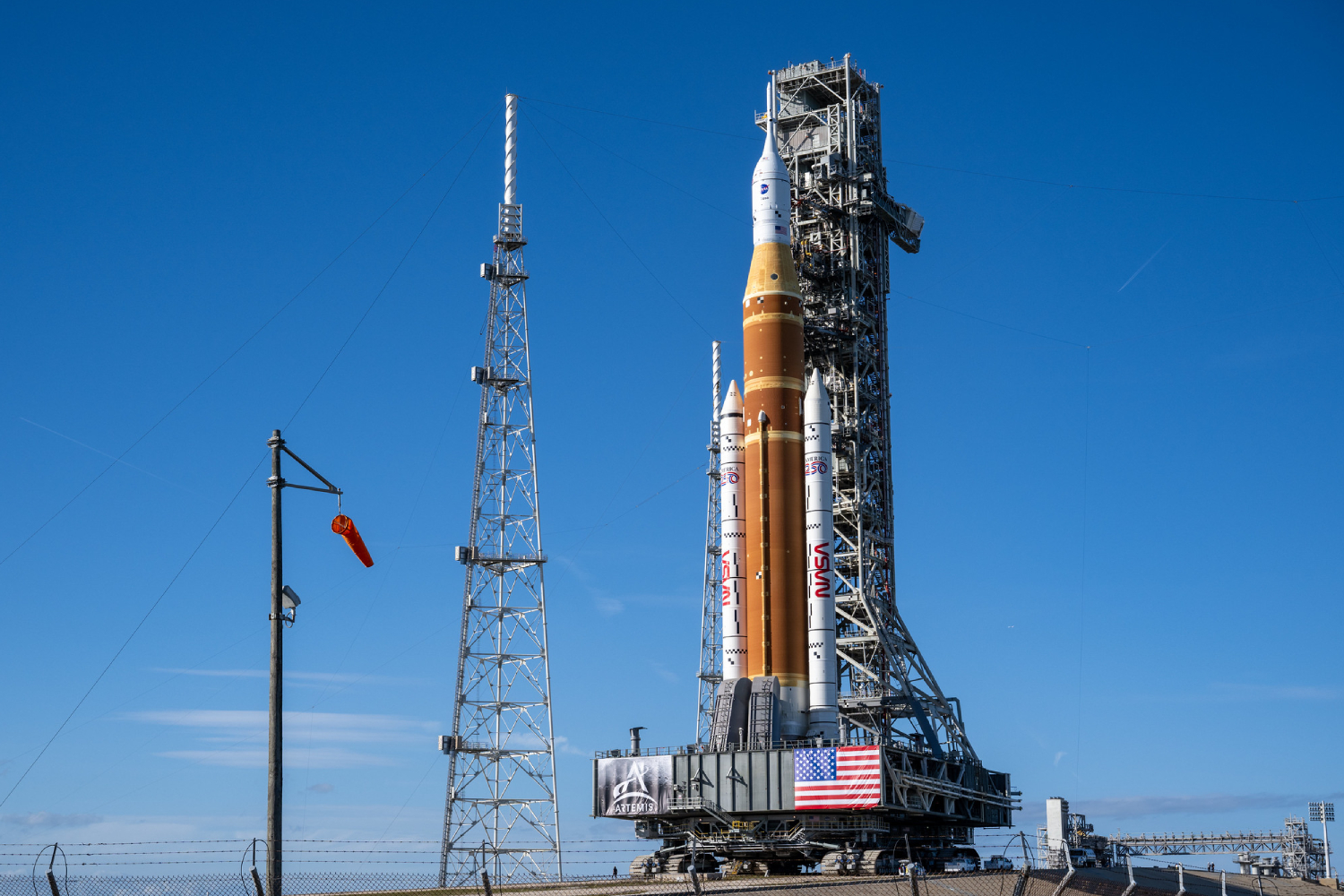 La NASA fait le plein de la fusée Artemis II : direction la Lune dès le mois de mars ?