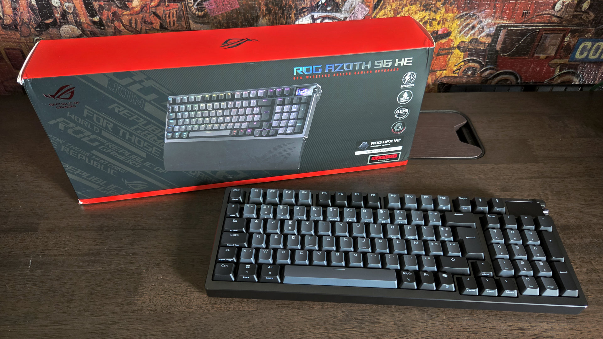 Test de l'ASUS ROG Azoth 96 HE : l'excellence, sauf là où ça fait mal