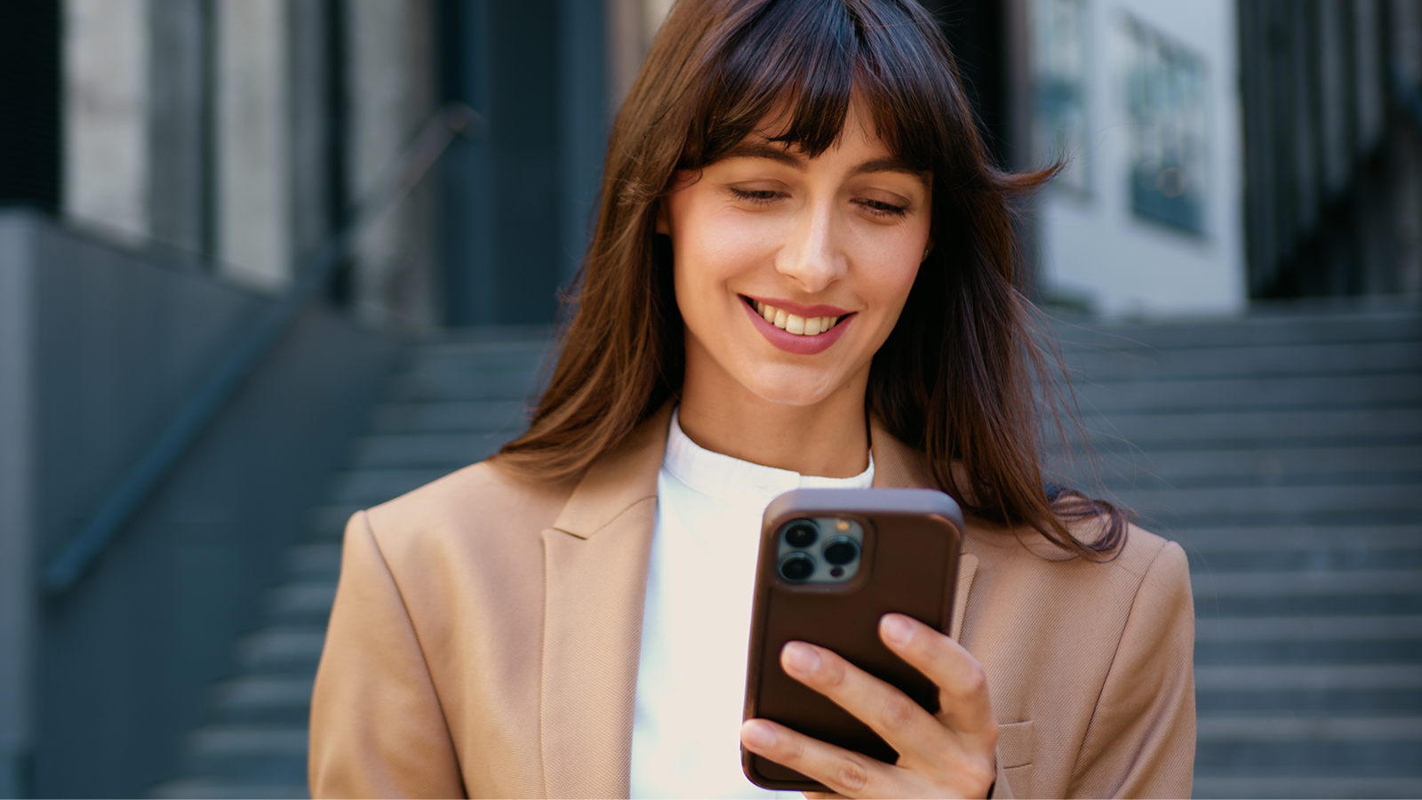 En octobre, ce forfait B&You 100 Go 5G à 13,99€ occupe la première place de notre comparatif