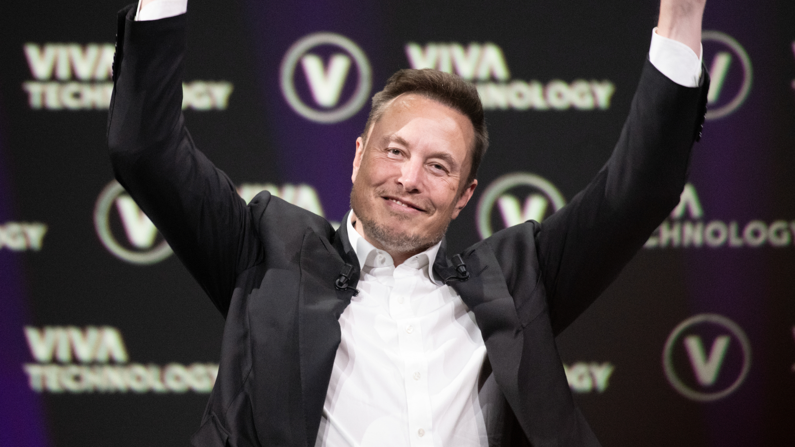 Une fusion gigantesque entre SpaceX et Tesla ? Les investisseurs le susurrent déjà à l'oreille d'Elon Musk