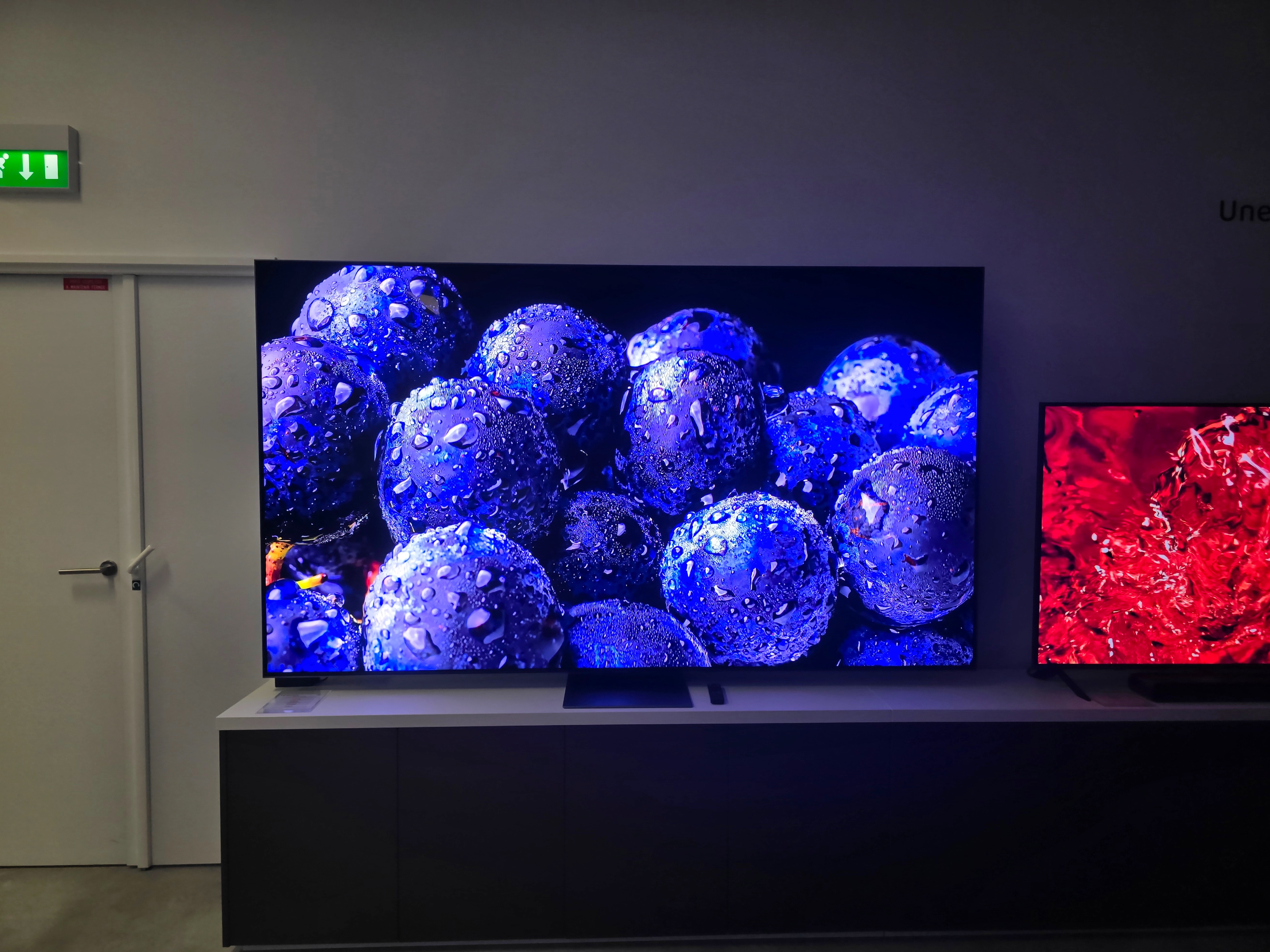 Avec ses TV MRGB, LG veut redonner du souffle au LCD, mais à quel prix ?