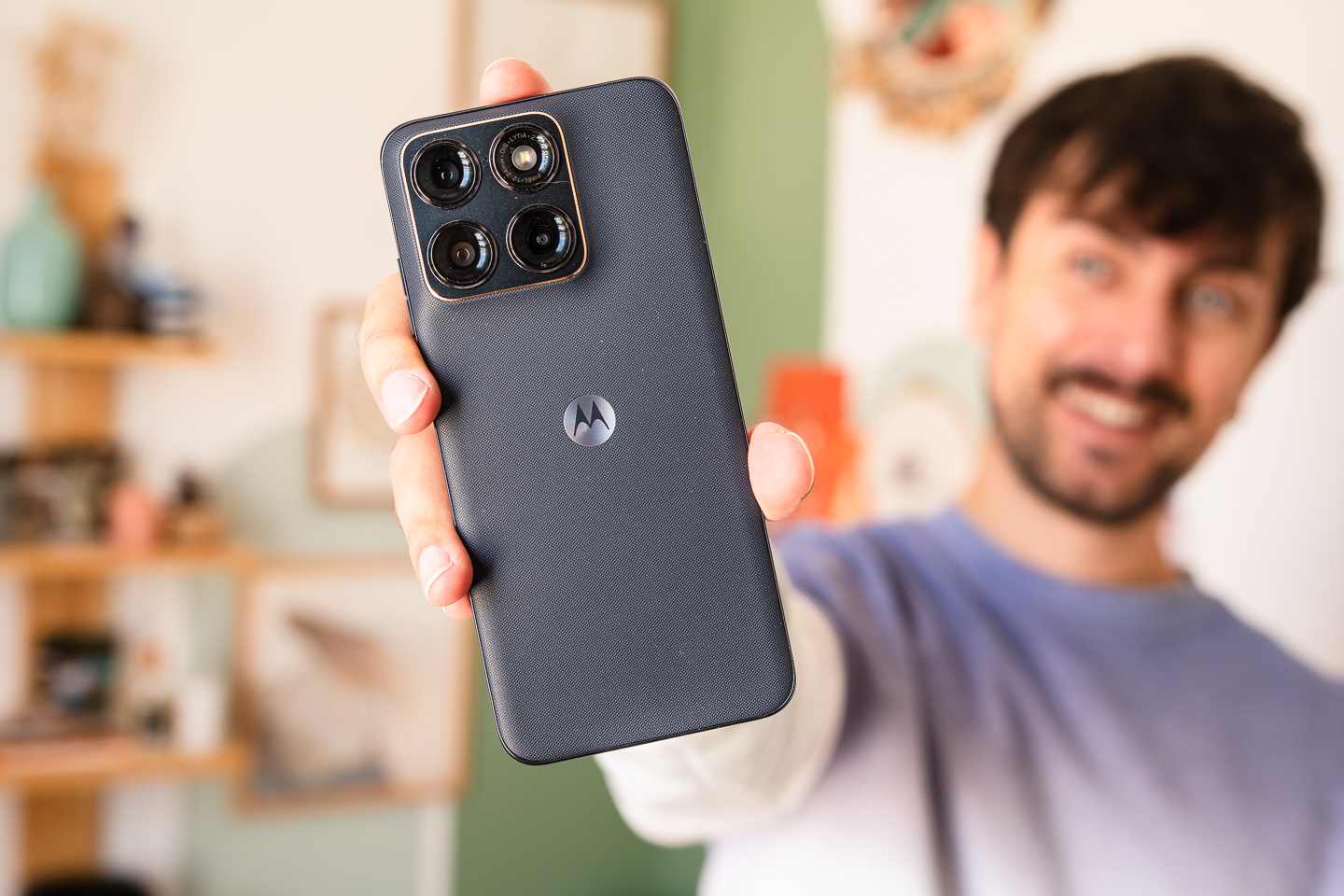 Test Motorola Edge 70 Fusion : endurant et fin, mais 100 ¬ plus cher qu'avant