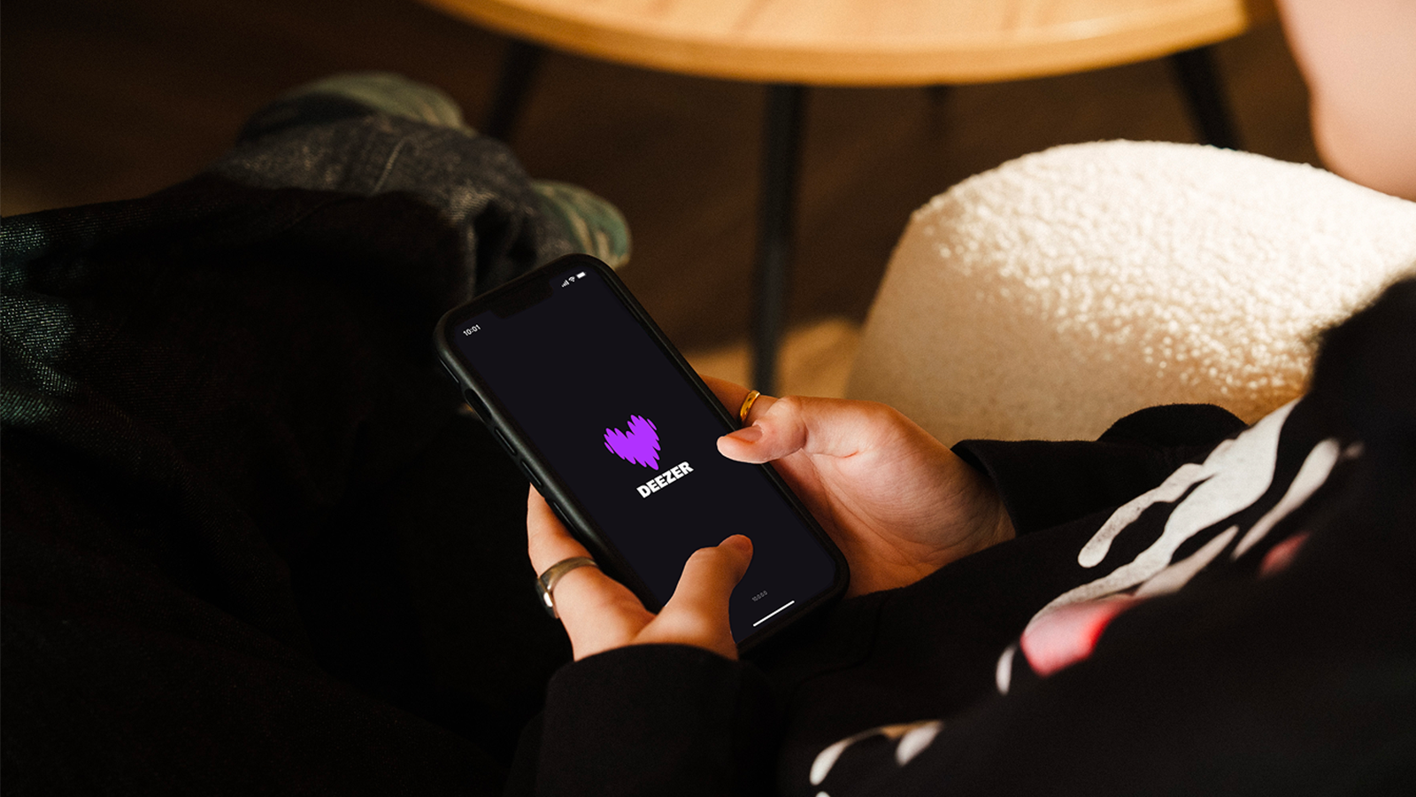 Faux streams, IA et rémunération des artistes : comment Deezer lutte contre la fraude musicale