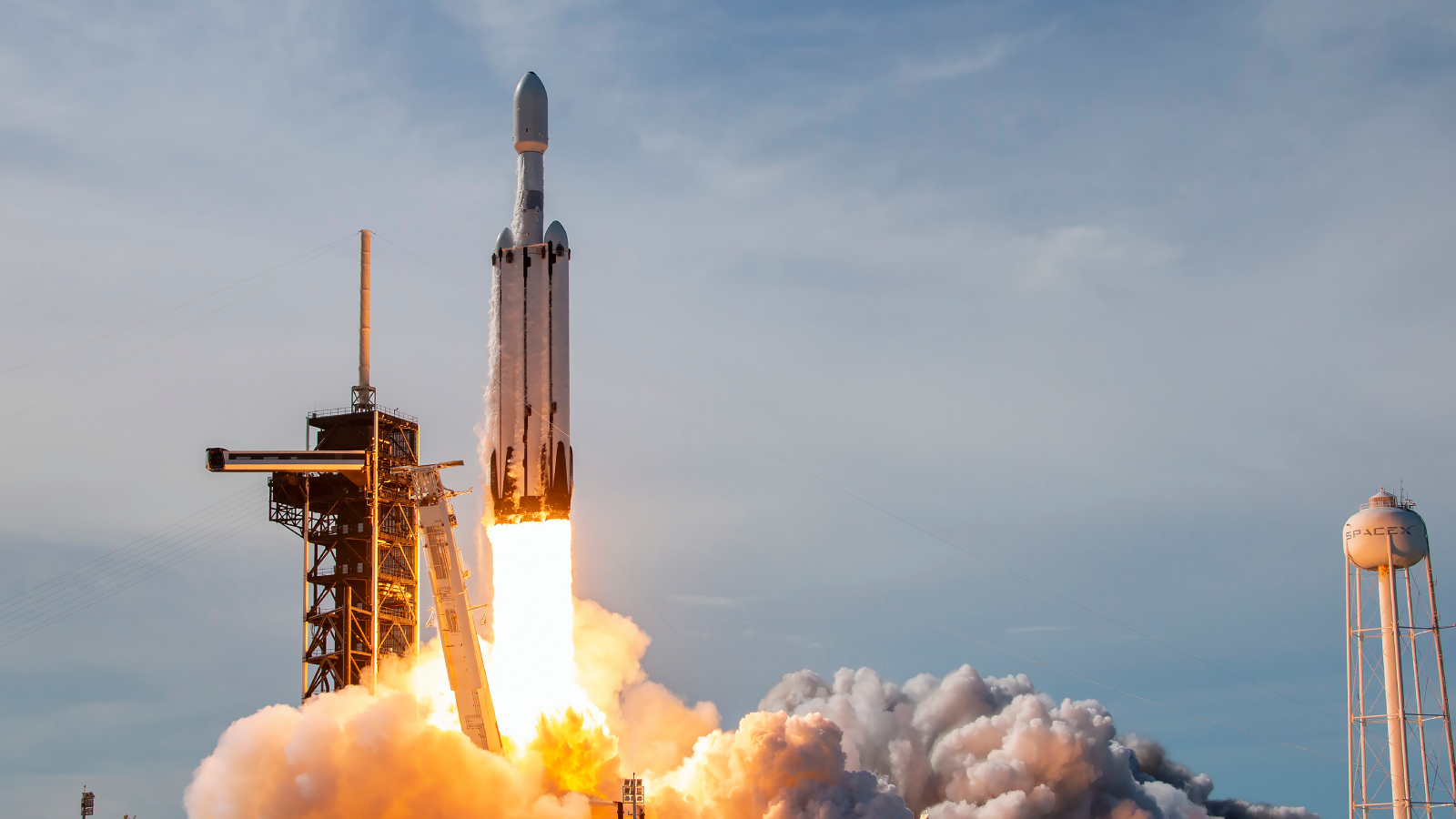 La Falcon Heavy de SpaceX lancera le rover européen Rosalind Franklin vers Mars : une mission déjà historique