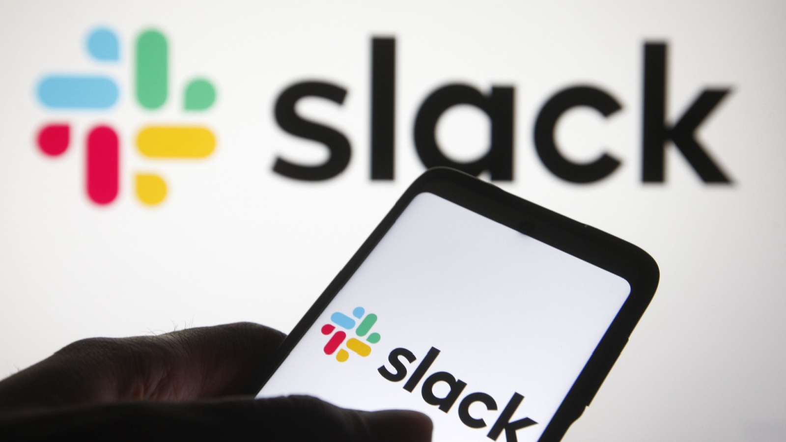 Des startups en faillite vendent leurs emails et messages Slack pour entraîner l'IA