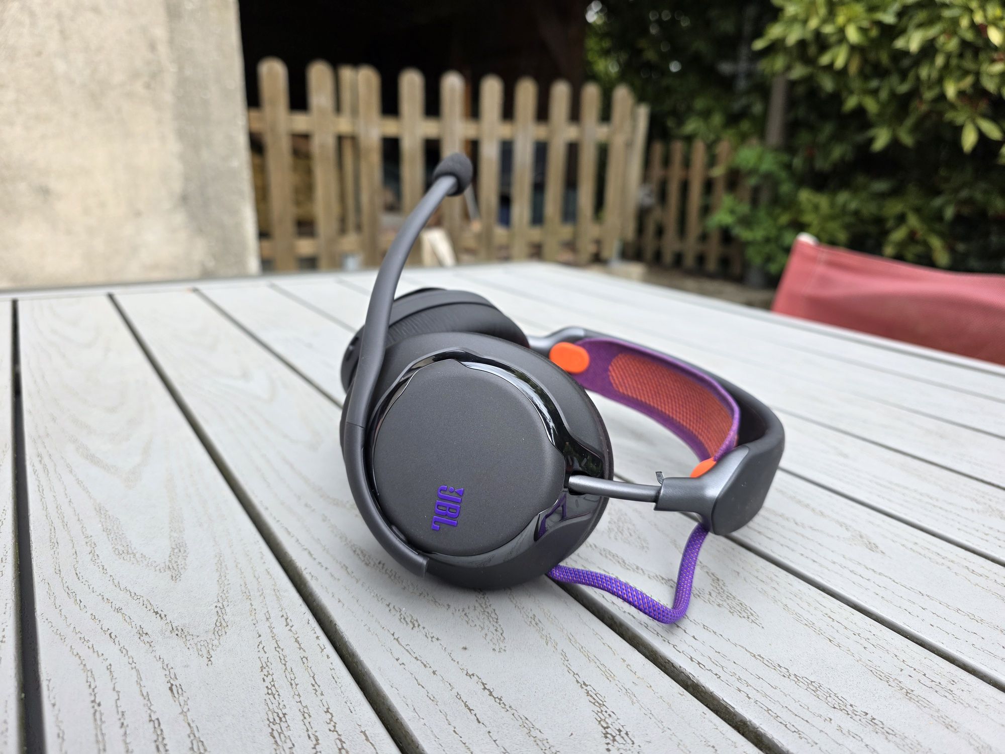 Test JBL Quantum 950 : une expérience gaming premium, presque sans fausse note