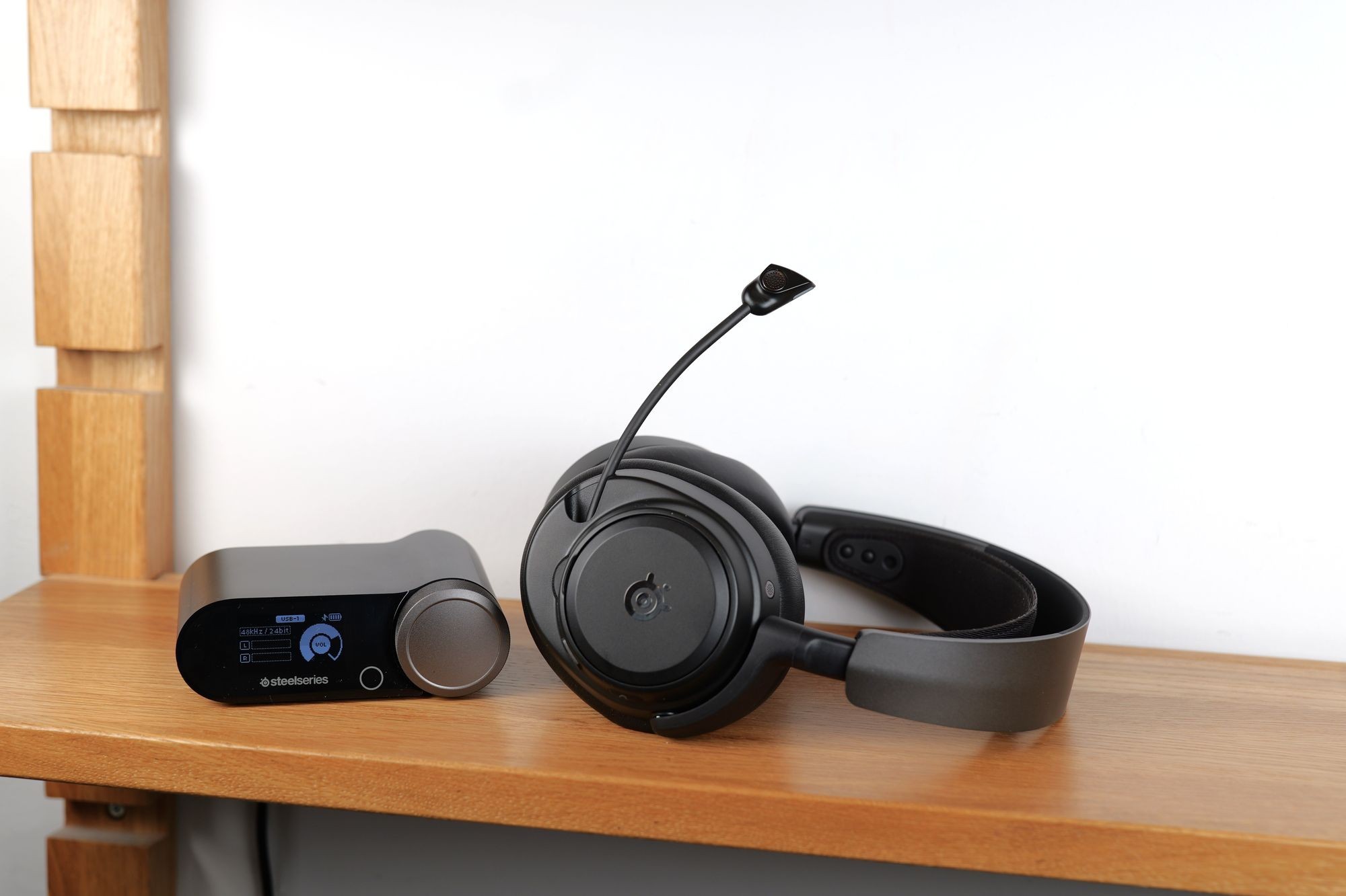 Test Steelseries Arctis Nova Pro Omni : une esquisse du casque gaming ultime