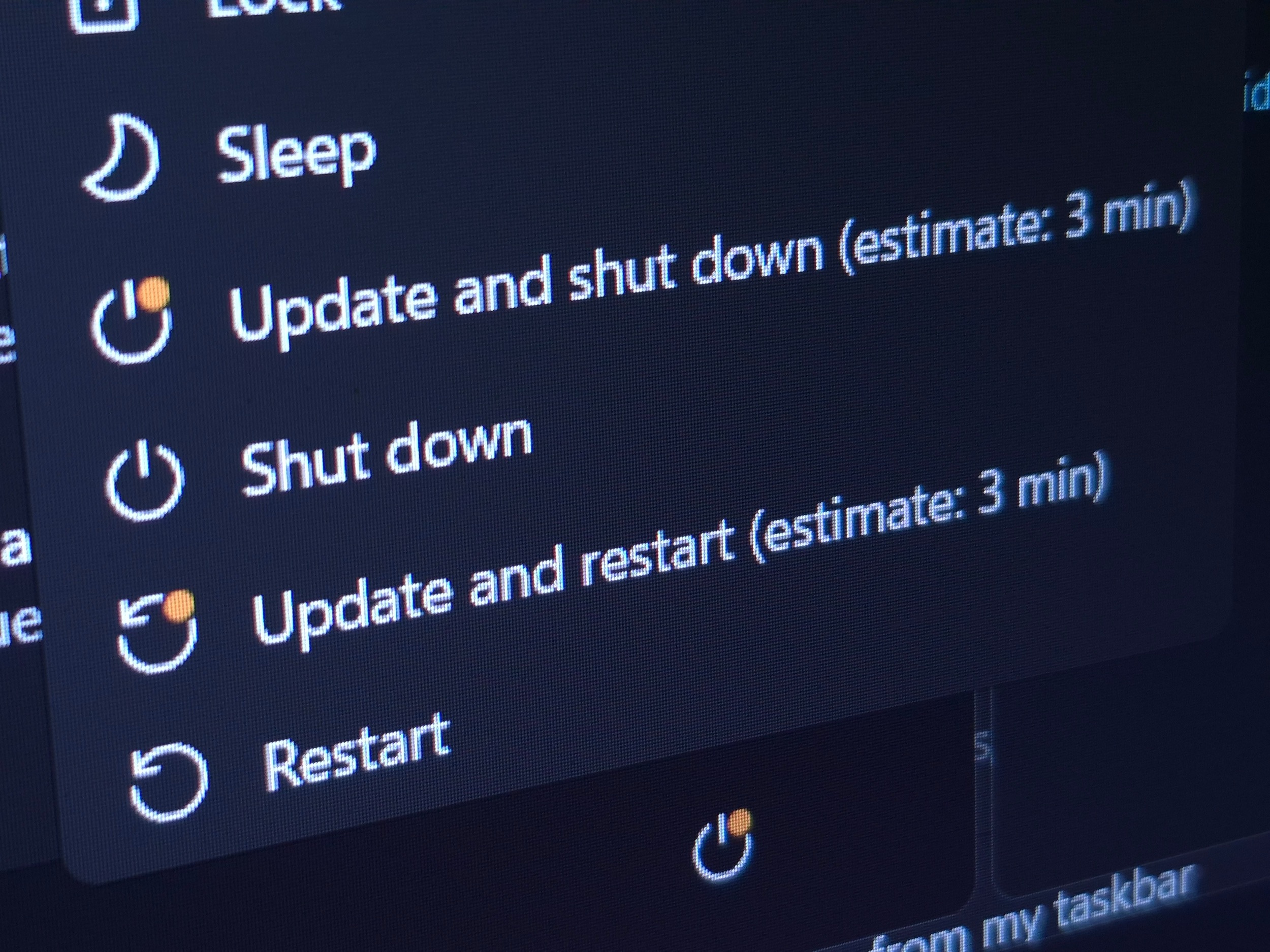Votre PC redémarre deux fois après la dernière mise à jour Windows 11 ? Microsoft assure que ce n'est pas un bug