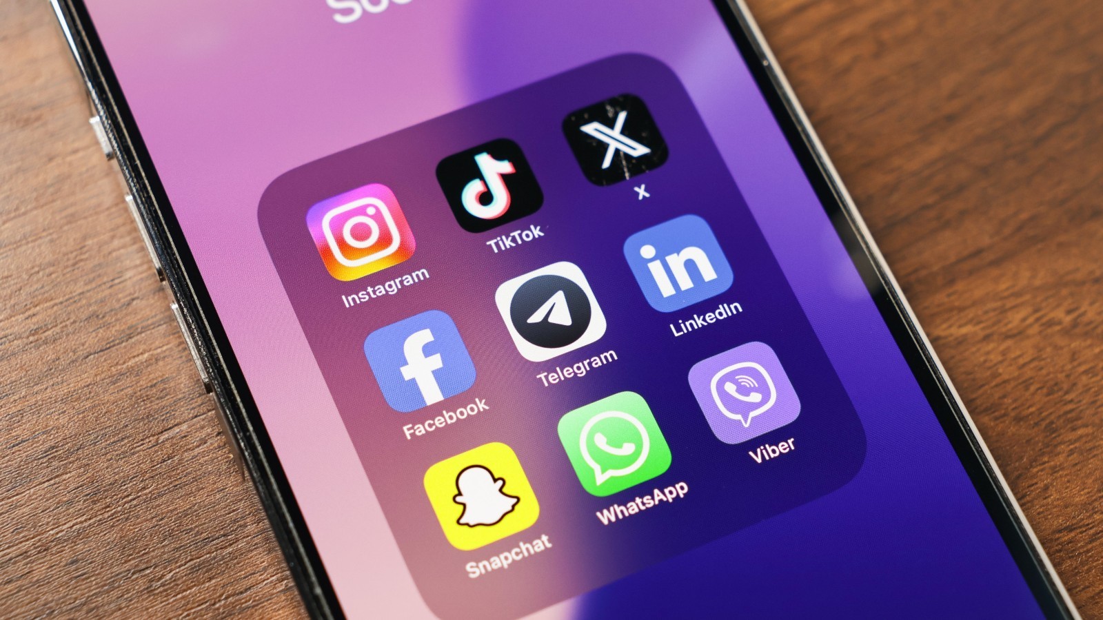TikTok, Instagram, Facebook : l'Europe cible enfin les fonctions conçues pour rendre accros