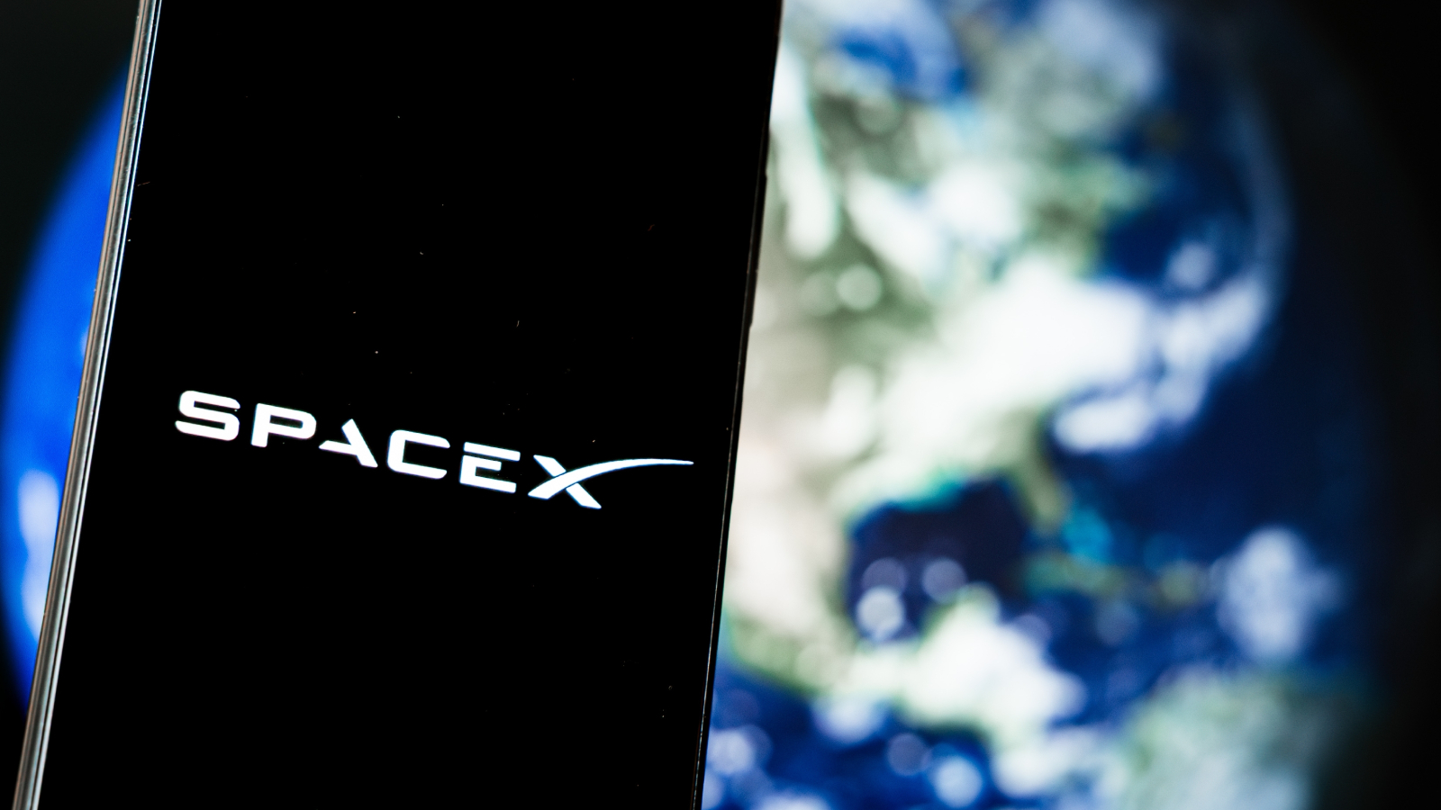 Ça devient très sérieux : Google veut que SpaceX lance ses data centers dans l'espace